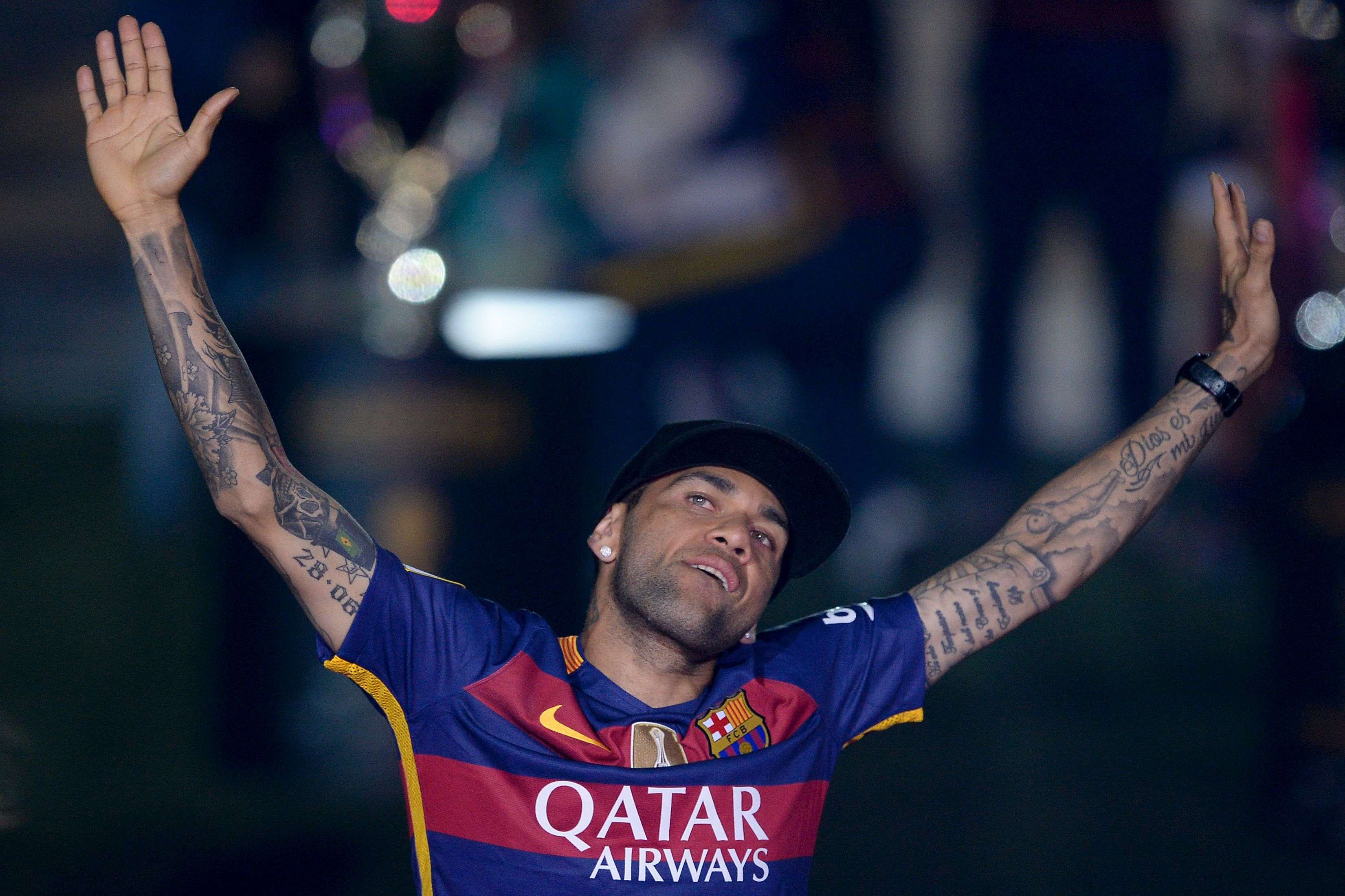 Daniel Alves, Barcelona