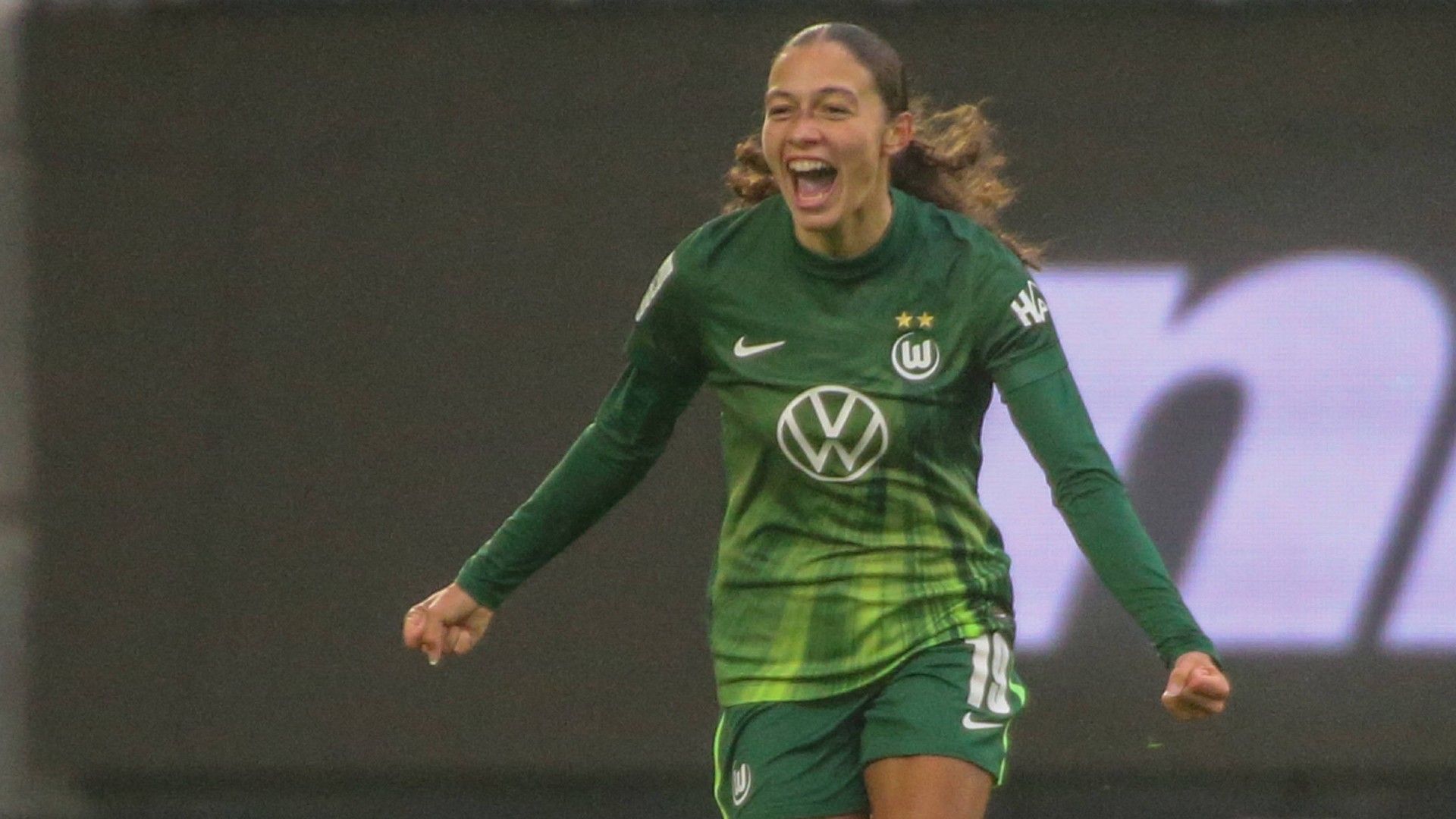 Kessya Bussy / (VfL Wolfsburg)