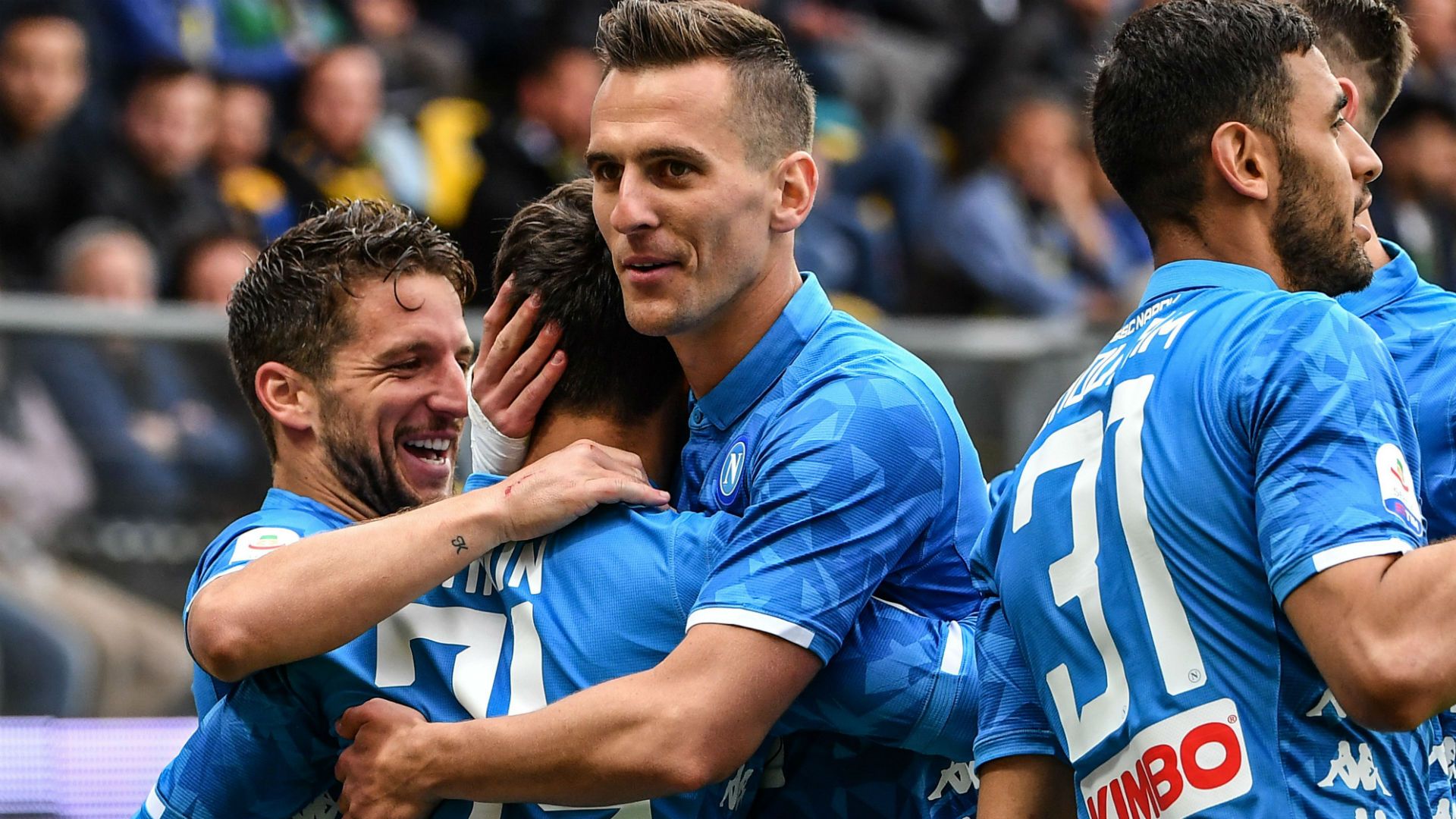 Napoli celebrating Frosinone Serie A