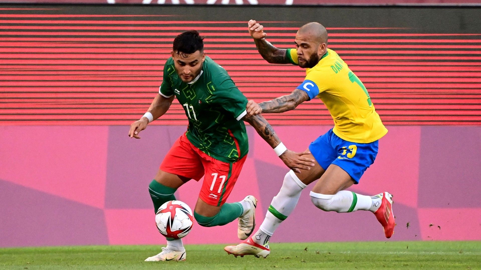 México Selección mexicana Brasil Juegos Olímpicos Alexis Vega Dani Alves