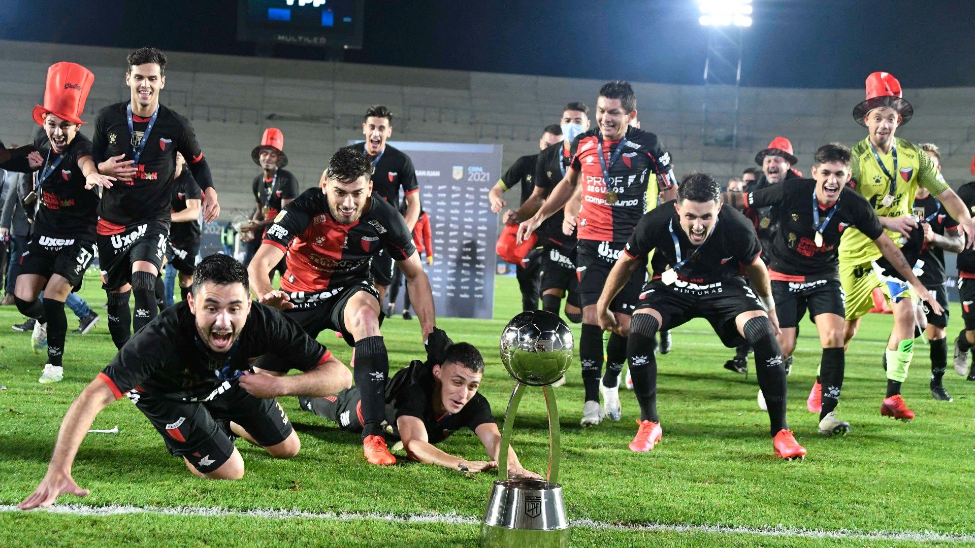 Colon Campeon Copa de la Liga Profesional 2021