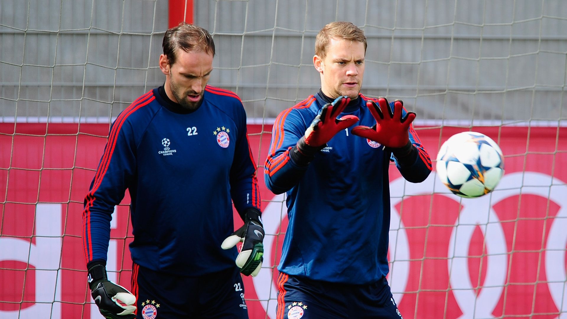 Tom Starke Manuel Neuer FC Bayern München 31032014