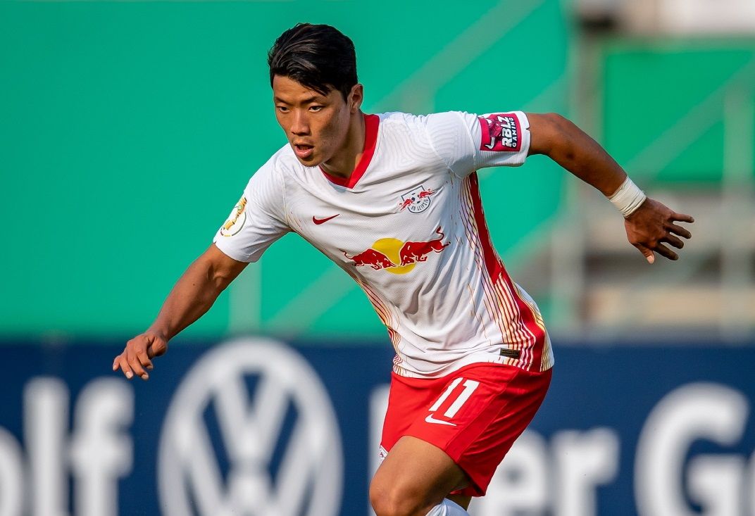 황희찬 드리블(vs 뉘른베르크)