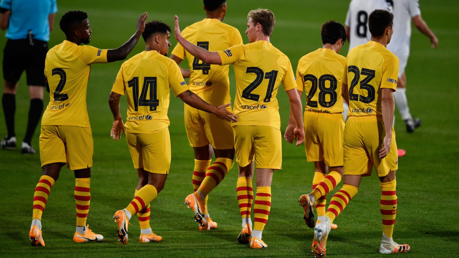 De Jong Coutinho Barcelona Nastic