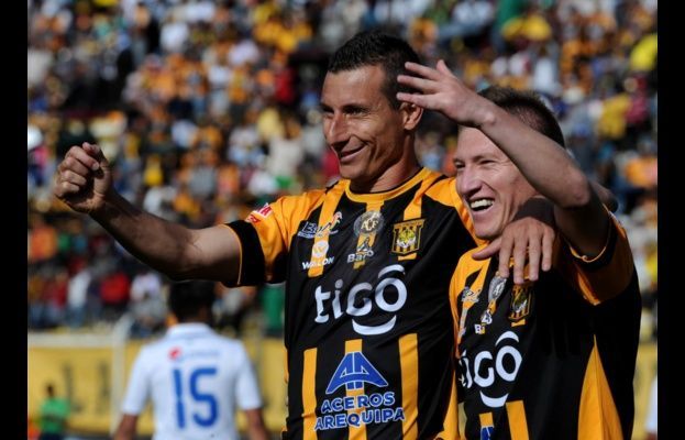 Pablo Escobar y Alejandro Chumacero