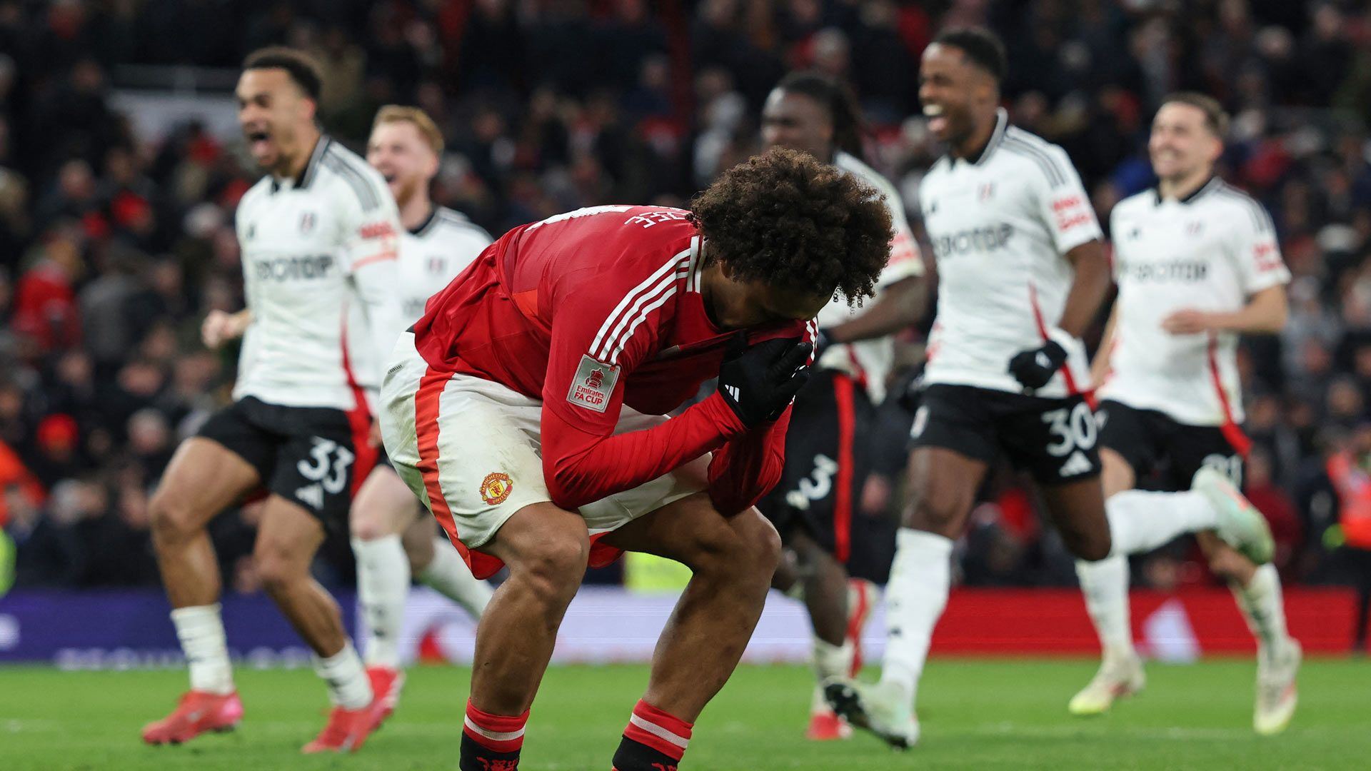 joshua zirkzee united fulham fa cup 2025