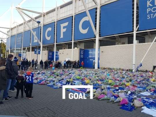 레스터 시티 홈구장 킹파워스타디움에 모인 서포터들. 사진=이성모 기자