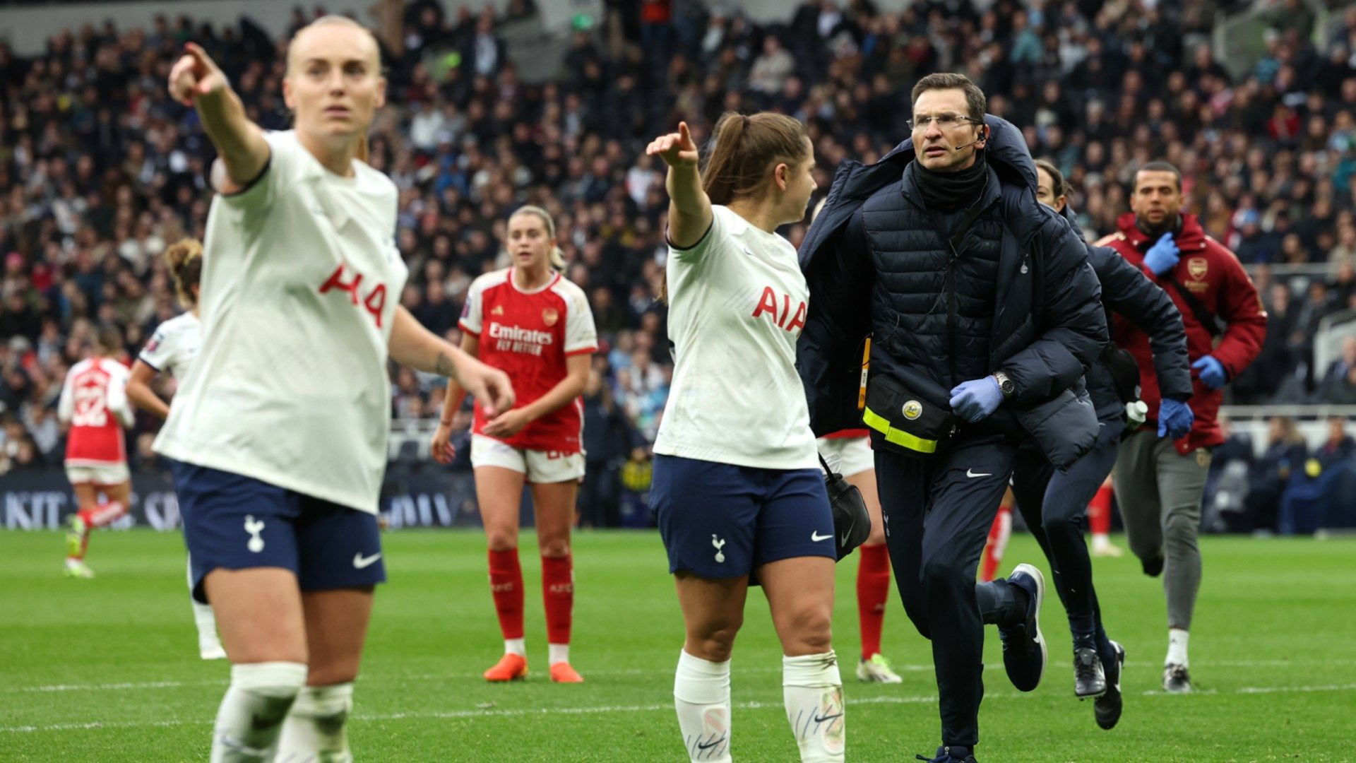 Tottenham women Arsenal medical emergency in crowd