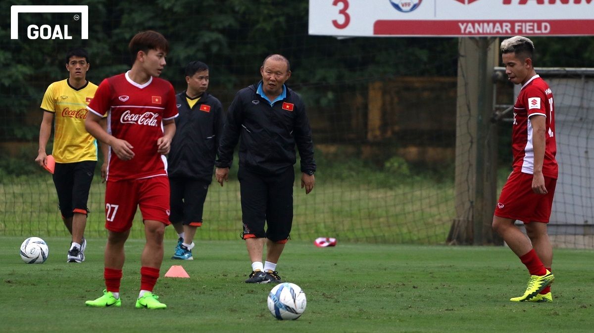 ĐT Việt Nam tập chiều 11/10