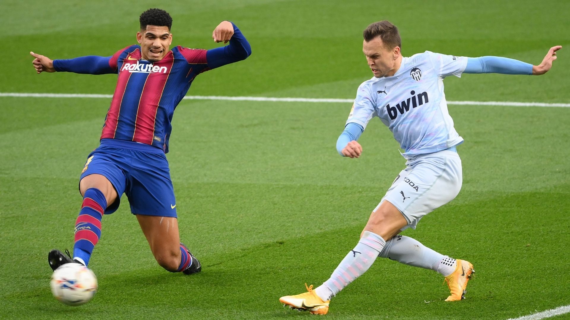 BARCELONA VALENCIA 19122020