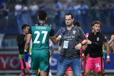 เดนนิส อมาโต้