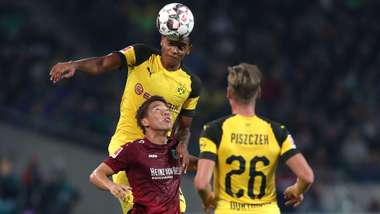 Hannover 96 Borussia Dortmund Akanji Asano Piszczek 31082018