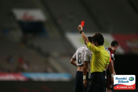 kleague refree
