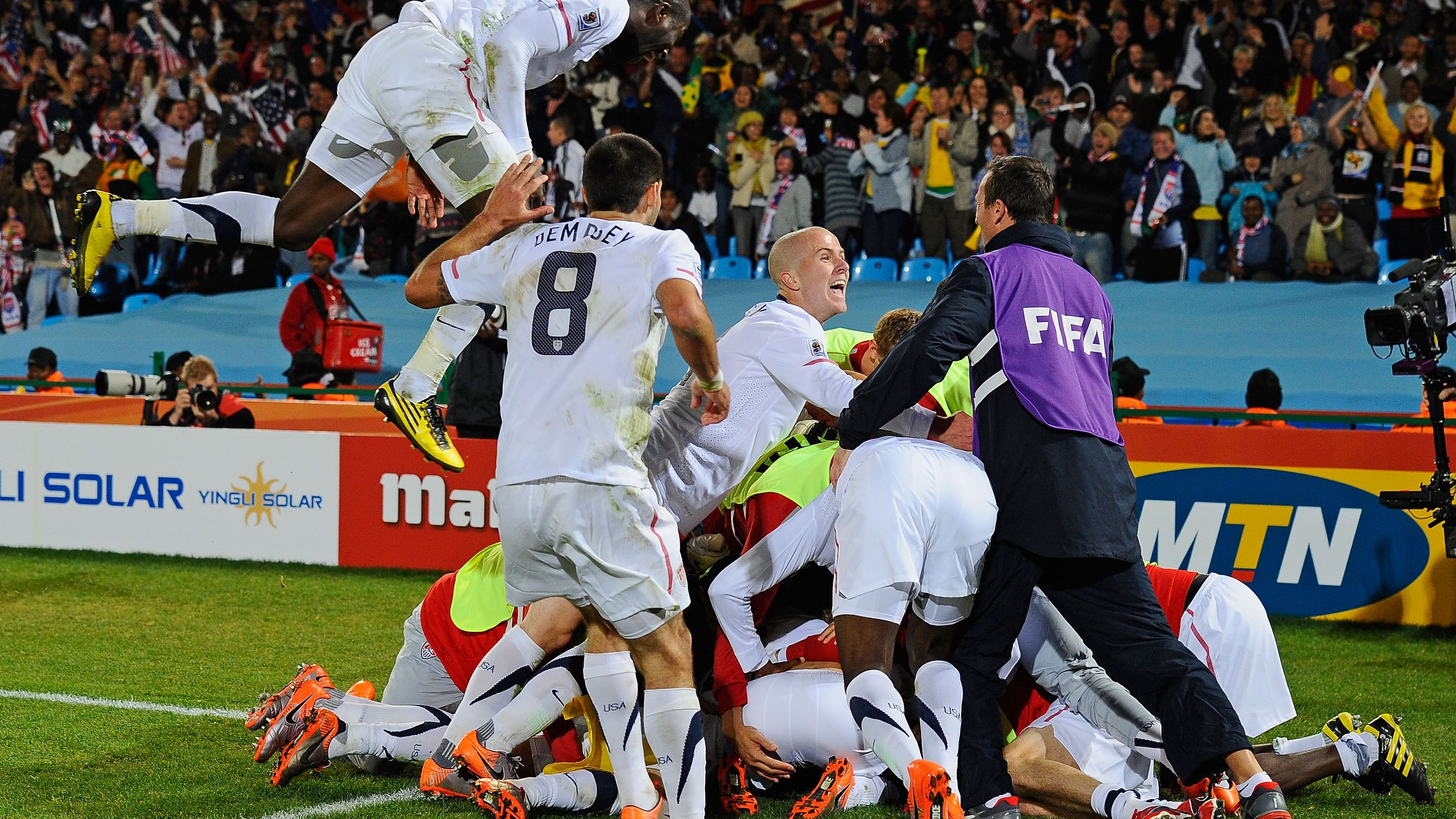 USA v Algeria: Group C - 2010 FIFA World Cup
