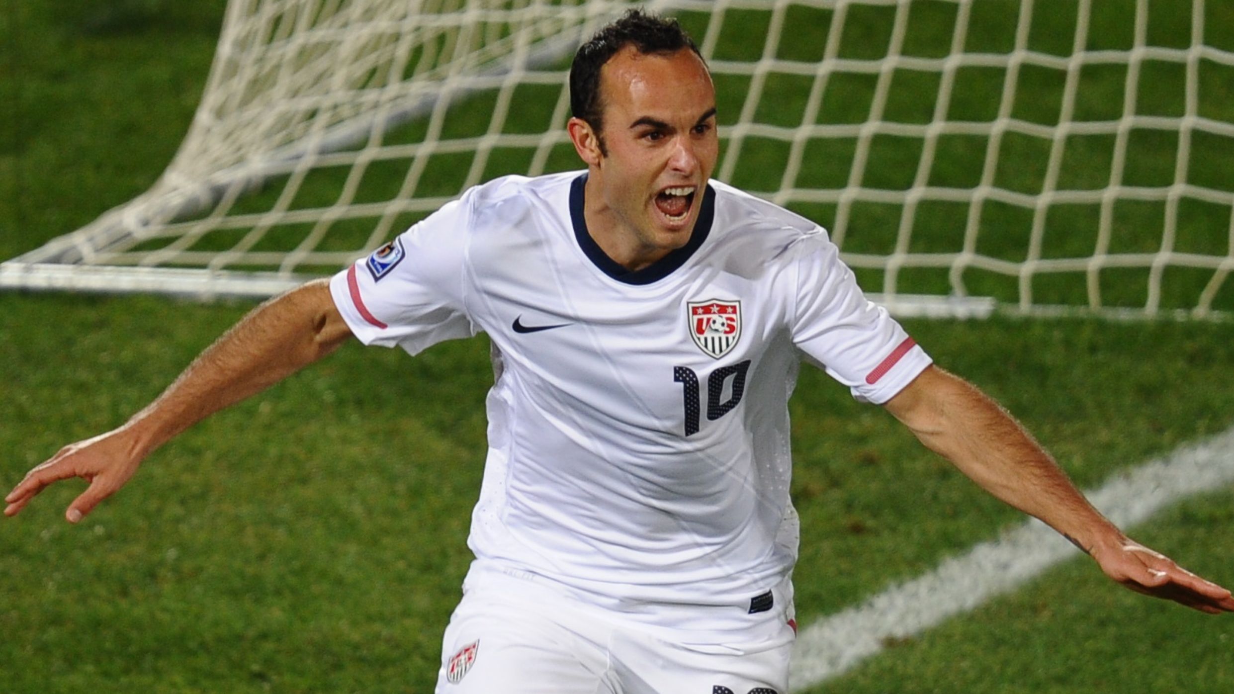 US midfielder Landon Donovan celebrates