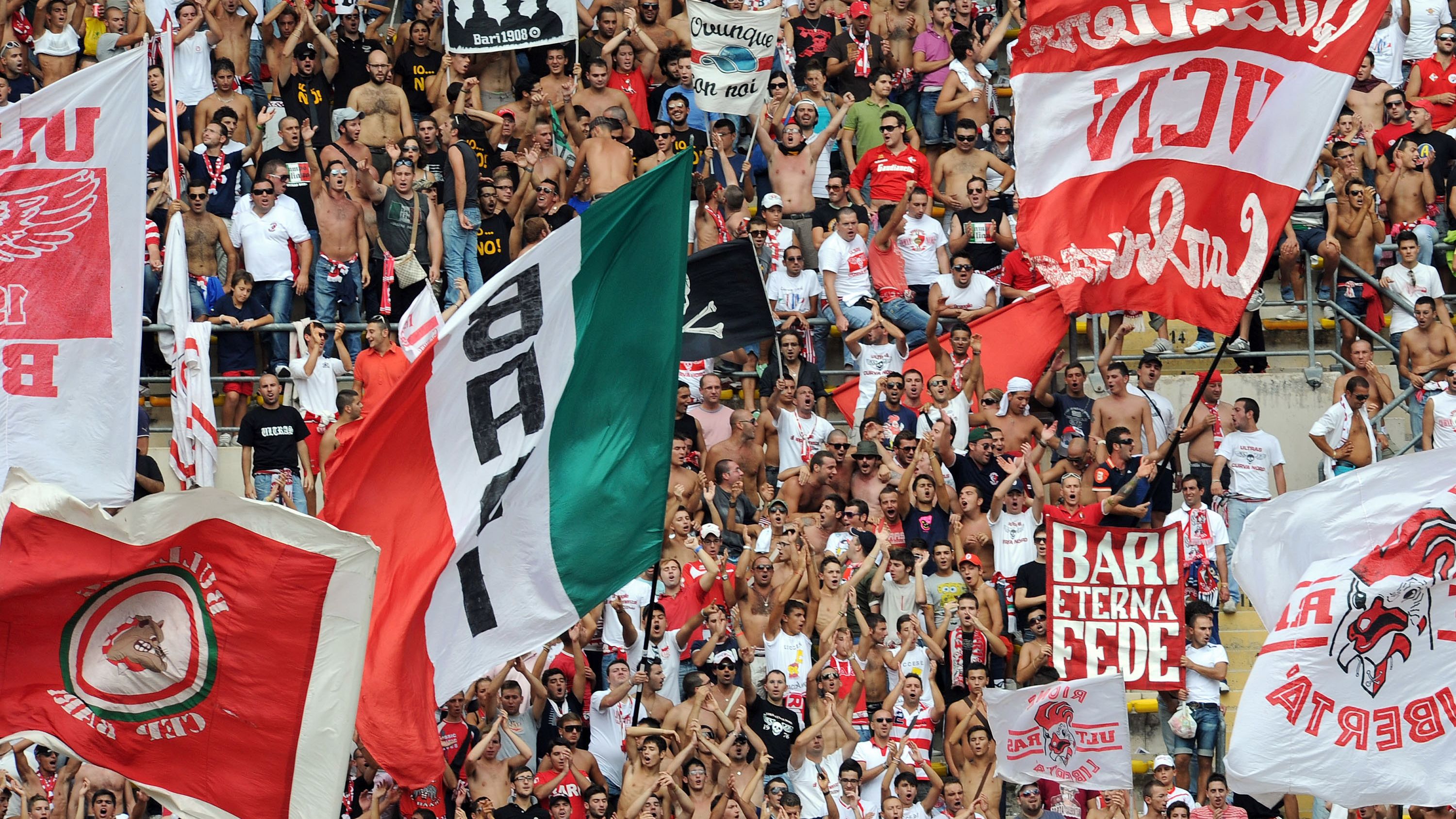 AS Bari v Cagliari Calcio - Serie A
