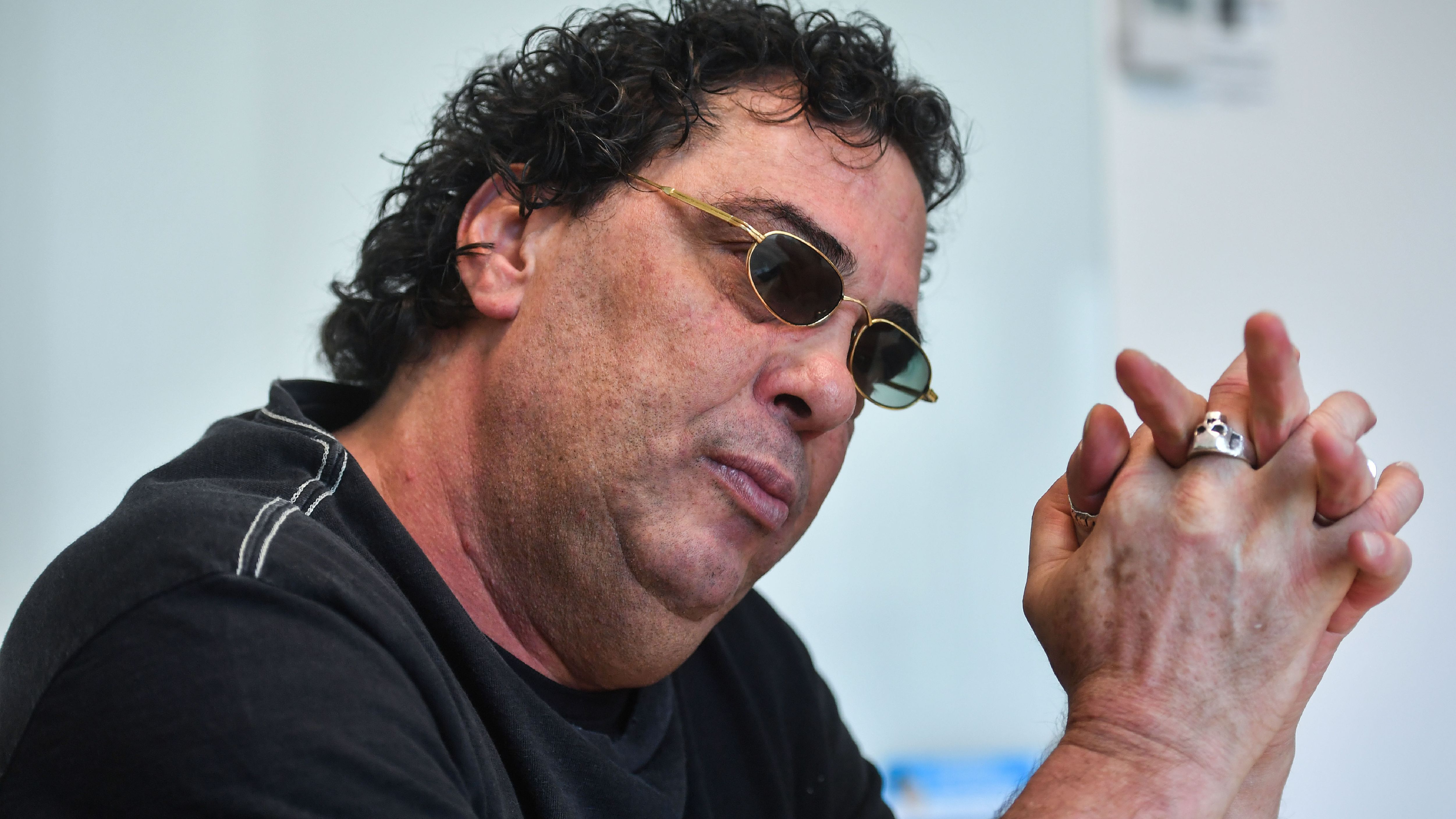 FBL-BRAZIL-CASAGRANDE-ADDICTION-BOOK