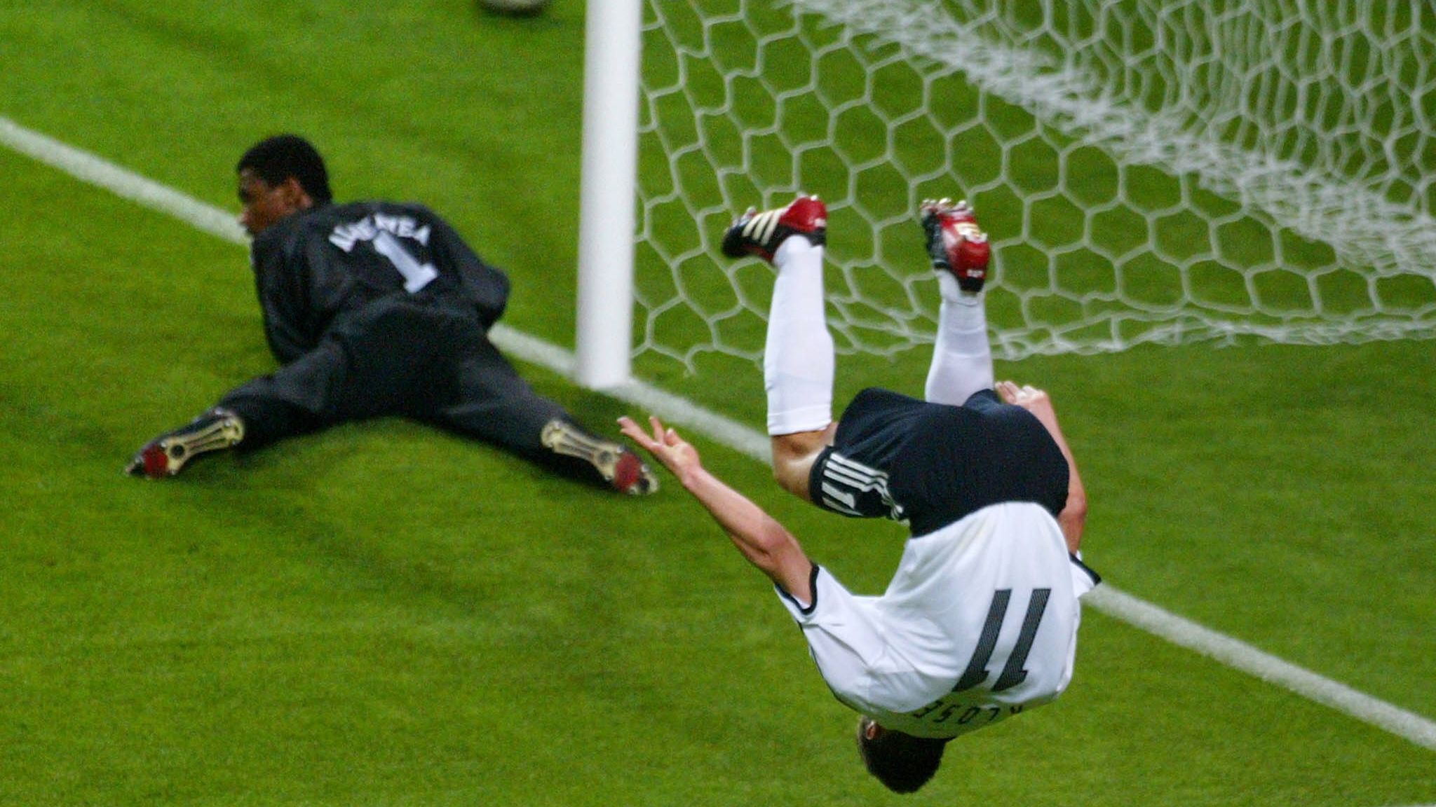 WC2002-GER-KSA-SECOND GOAL-KLOSE FLIP