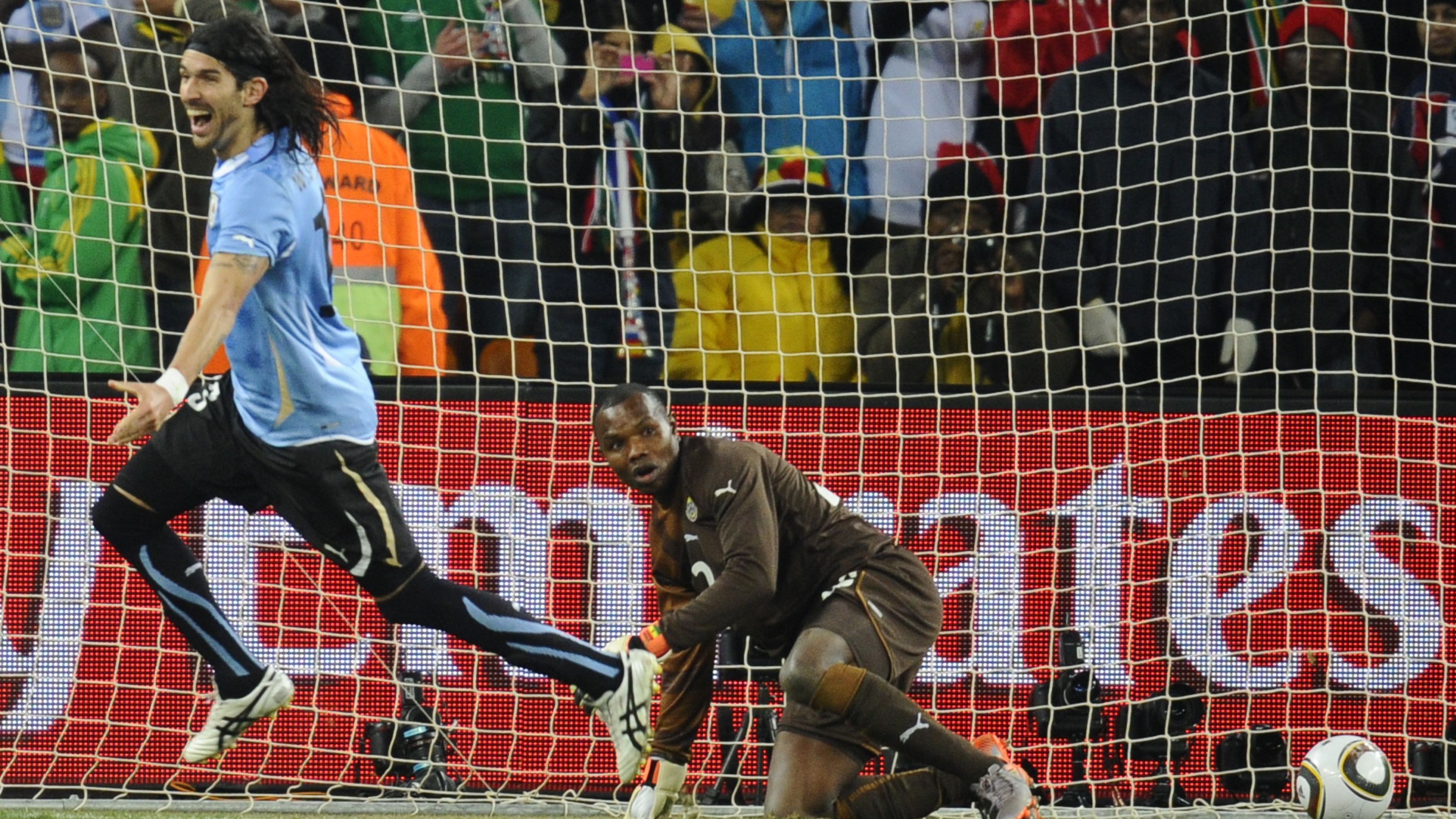 Uruguay's striker Sebastian Abreu celebr