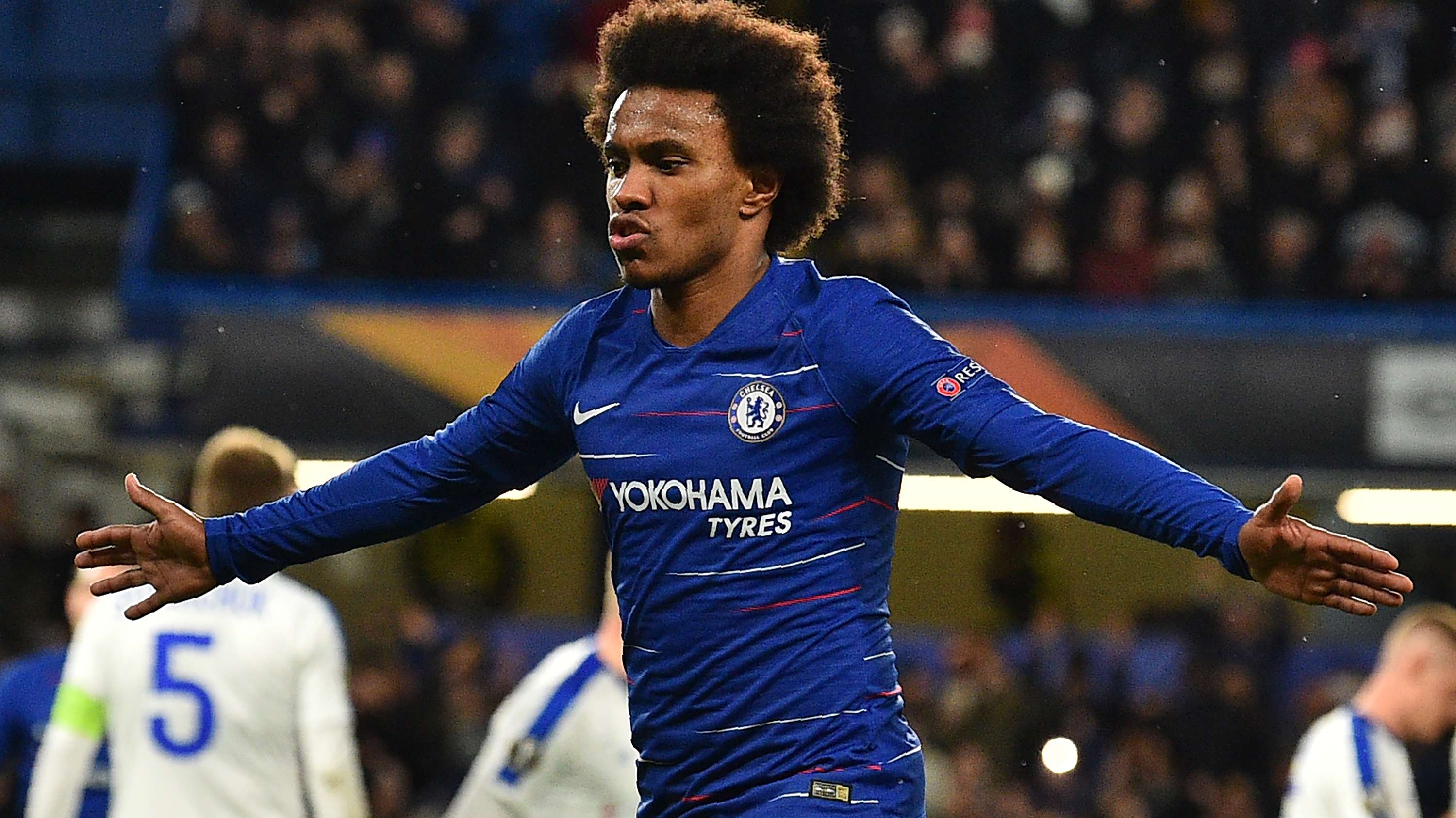 FBL-EUR-C3-CHELSEA-DYNAMO