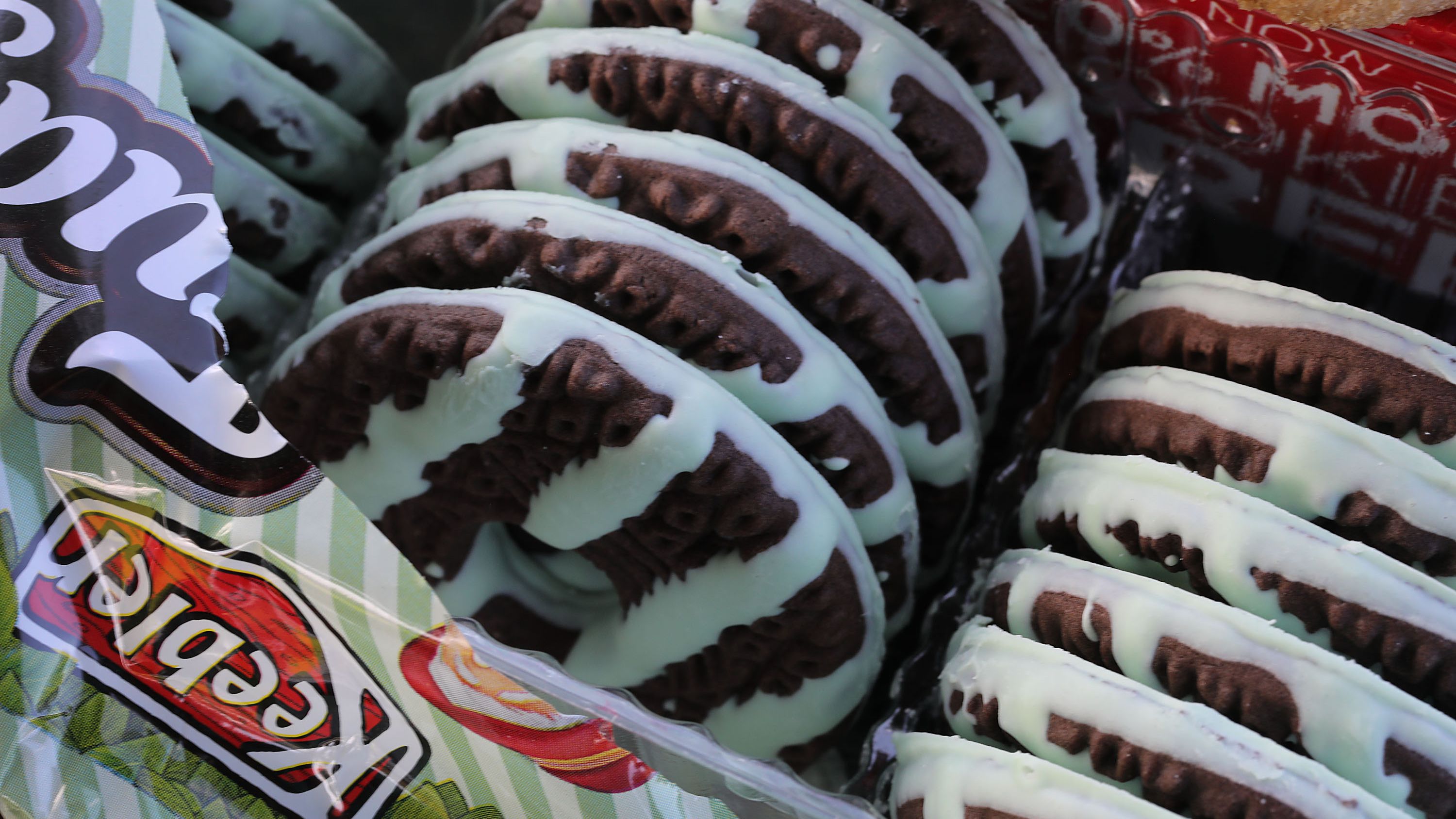 Cookie Brands Keebler And Famous Amos Bought From Kellogg's For 1.3 Billion