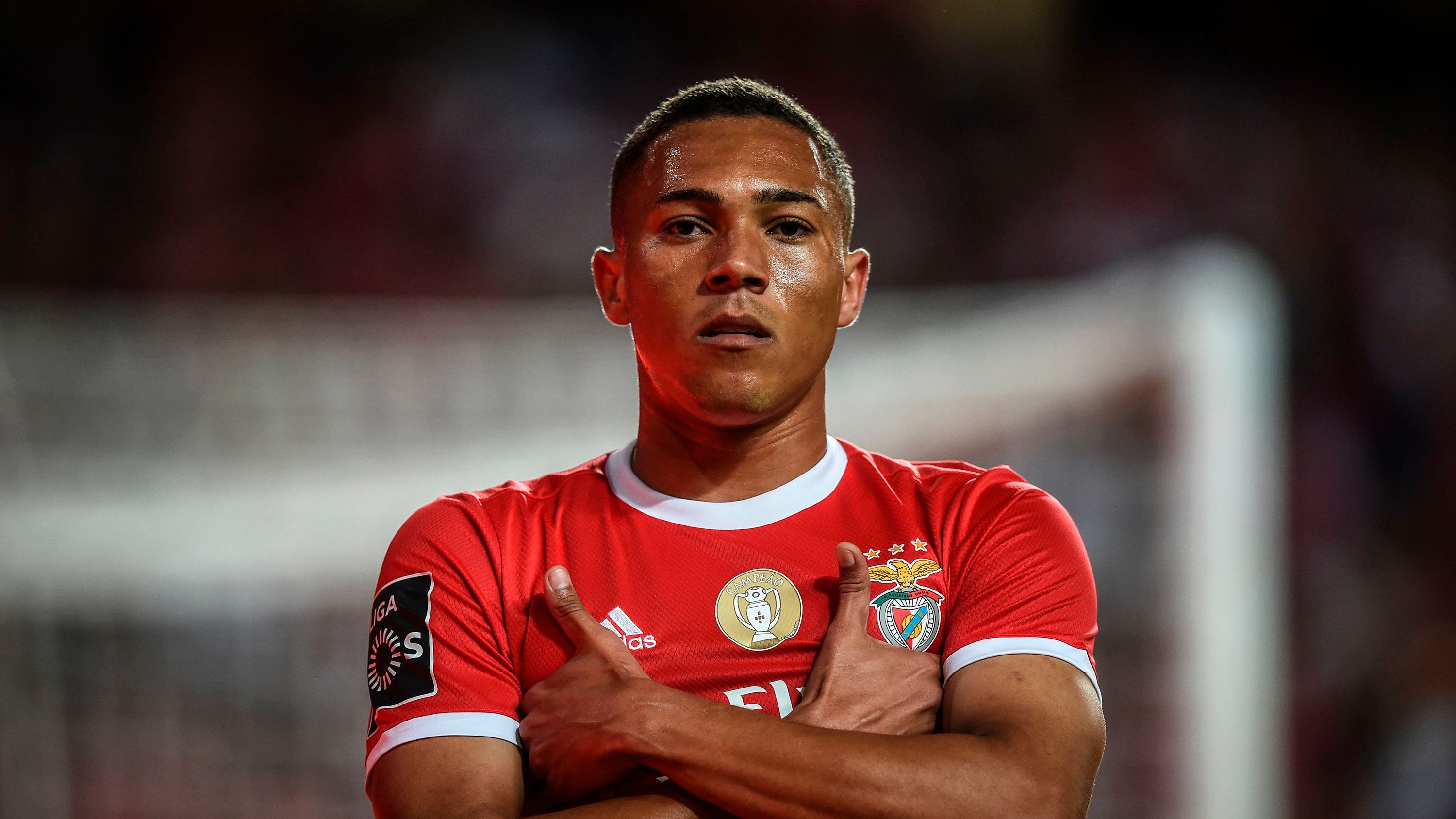 FBL-POR-LIGA-BENFICA-PACOS