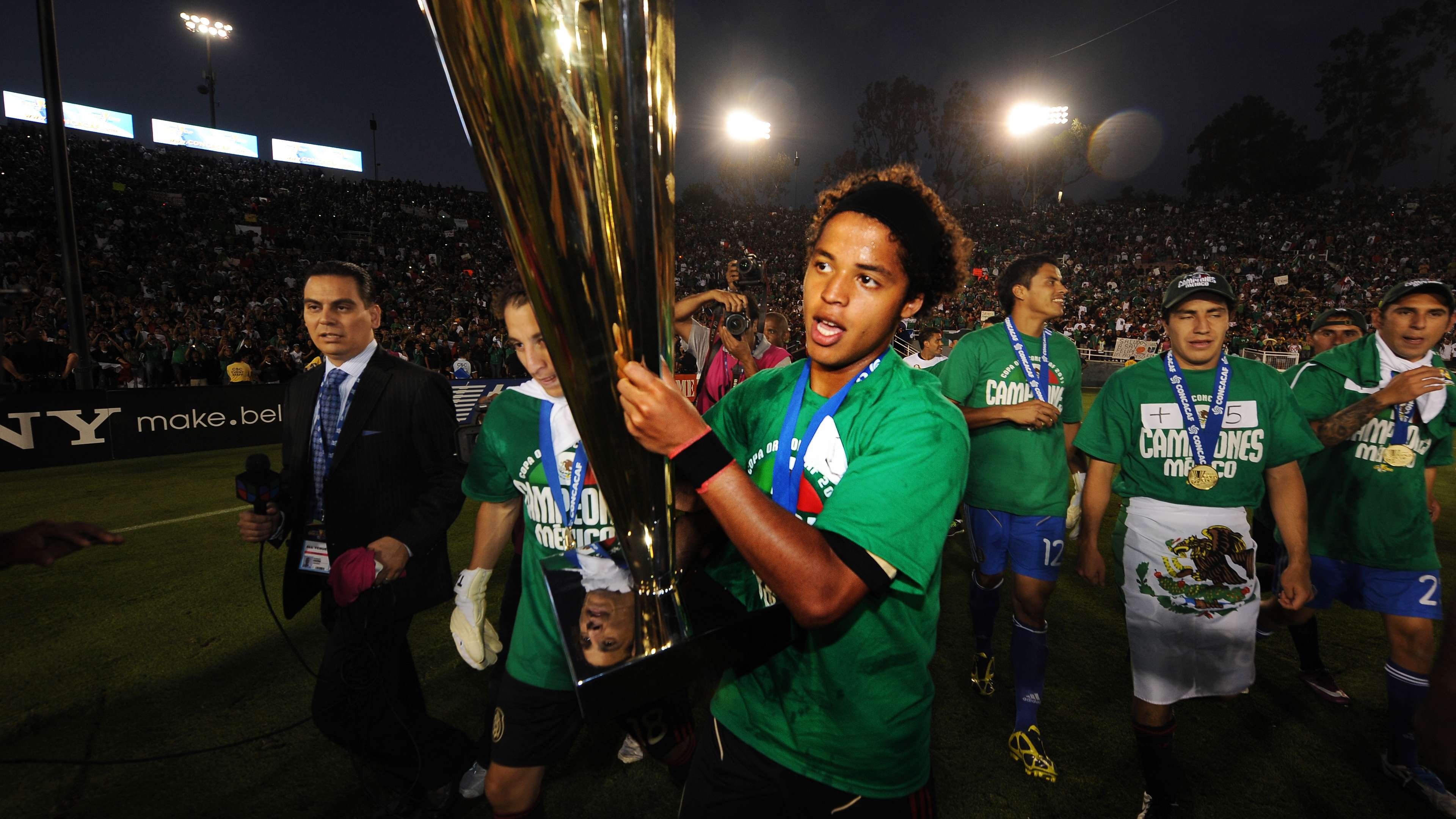 Mexico's Giovani Dos Santos carries the