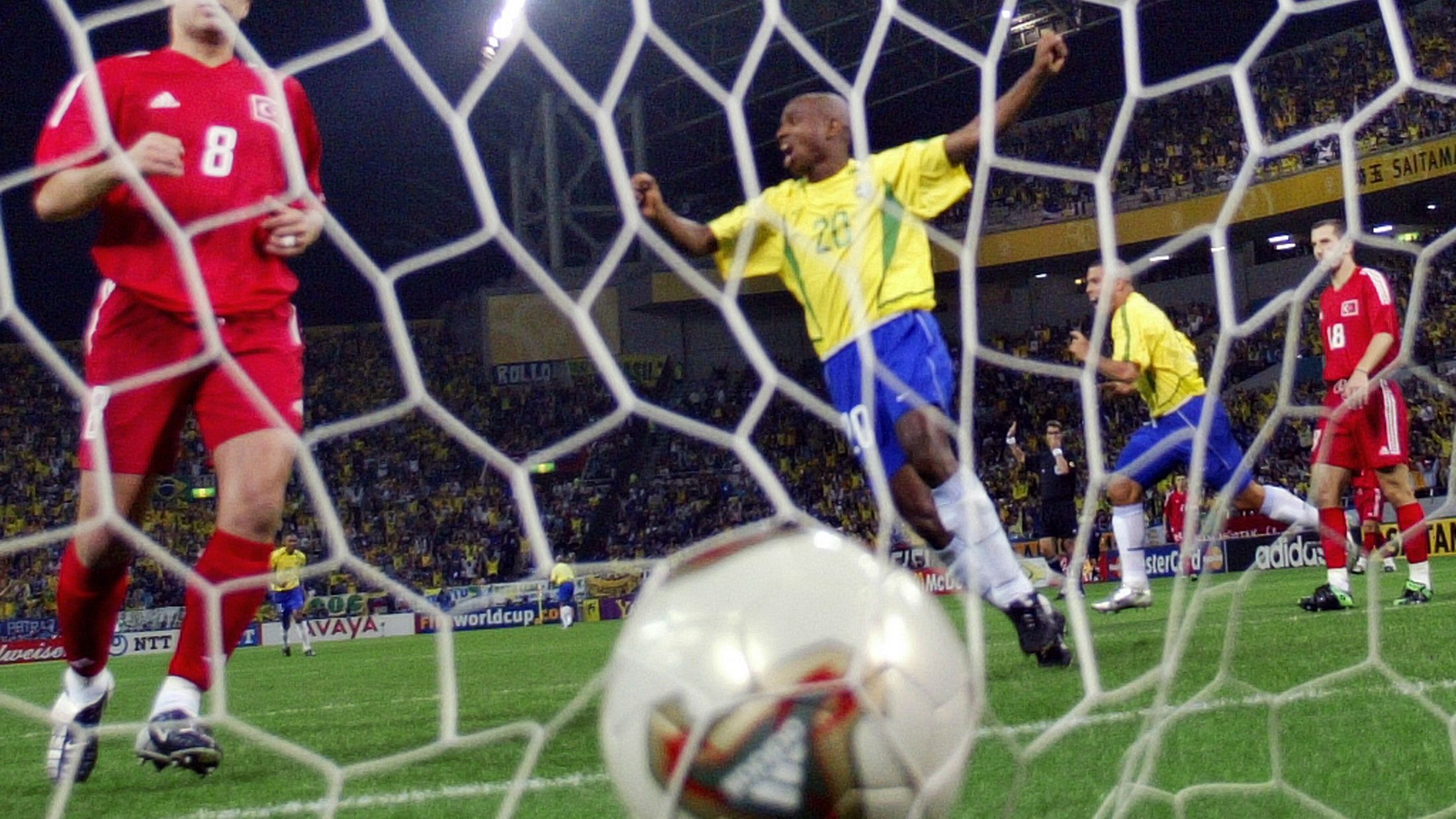 WC2002-BRA-TUR-GOAL 2