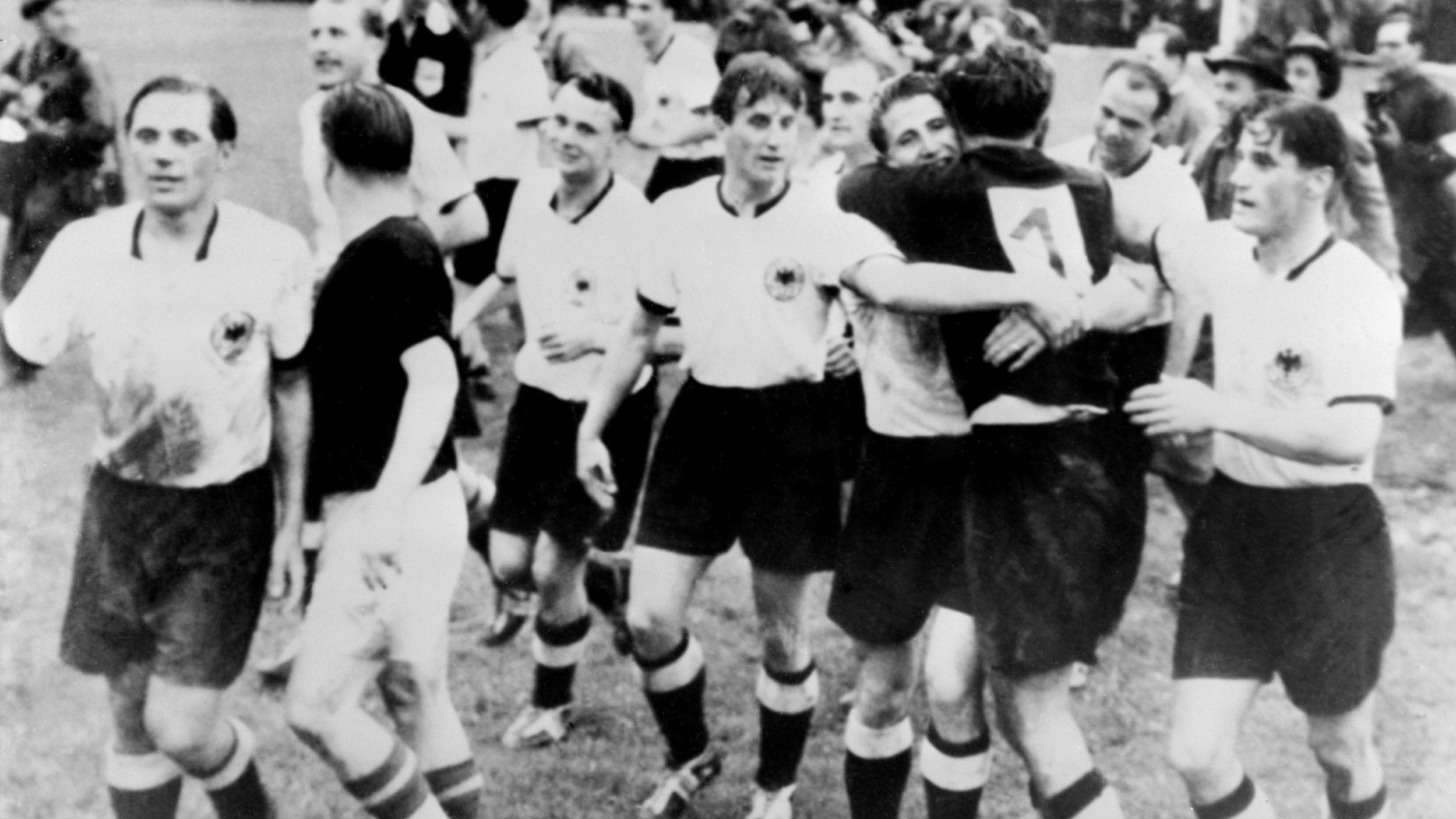 WORLD CUP-1954-GERMANY-JOY