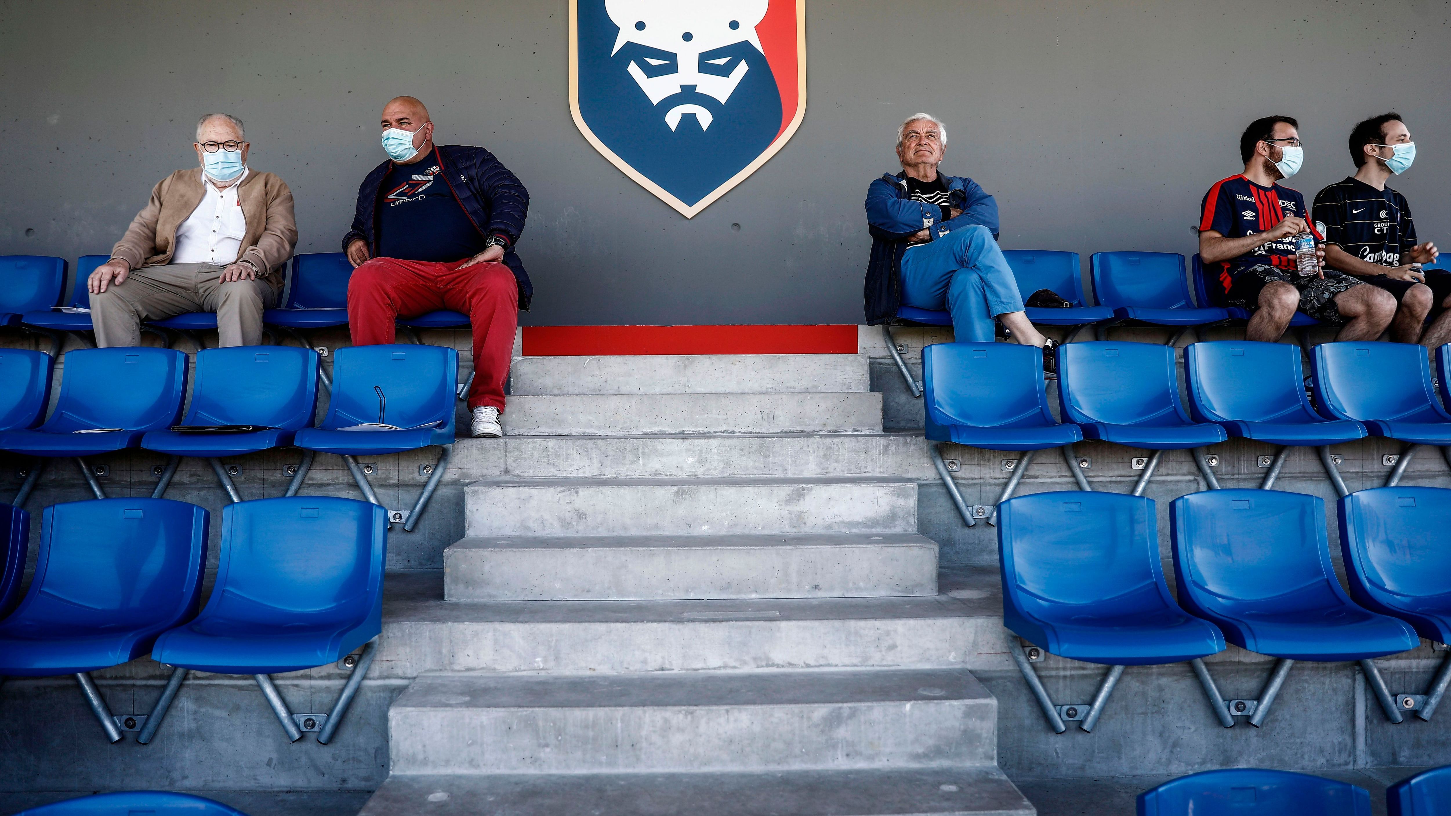 FBL-FRA-LIGUE2-CAEN-PARIS FC-HEALTH-VIRUS