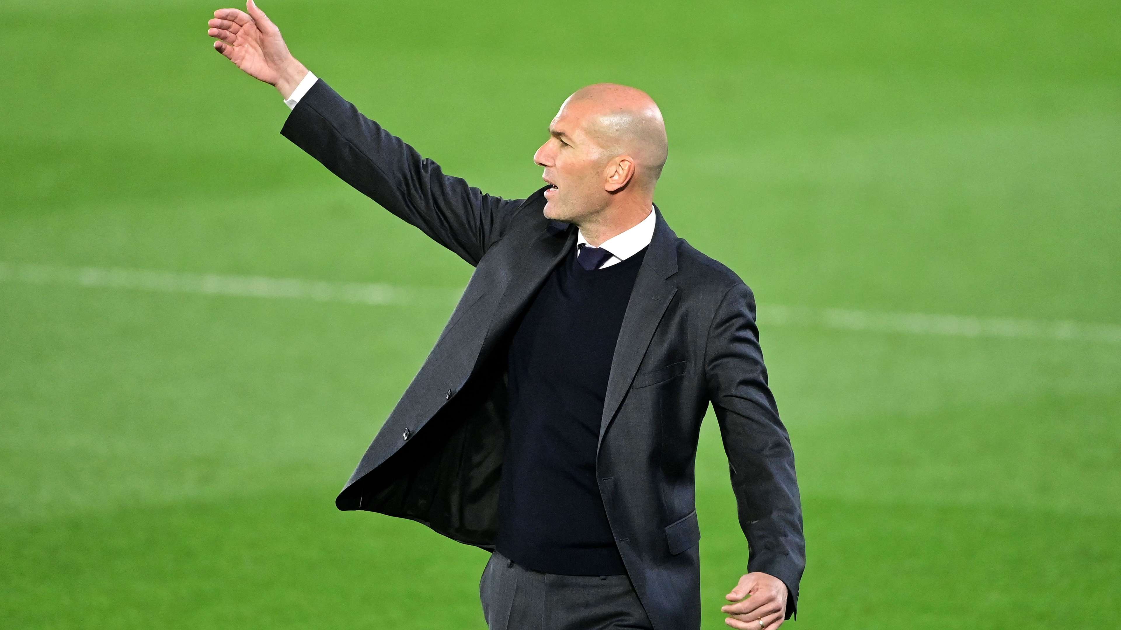 FBL-ESP-LIGA-REAL MADRID-OSASUNA