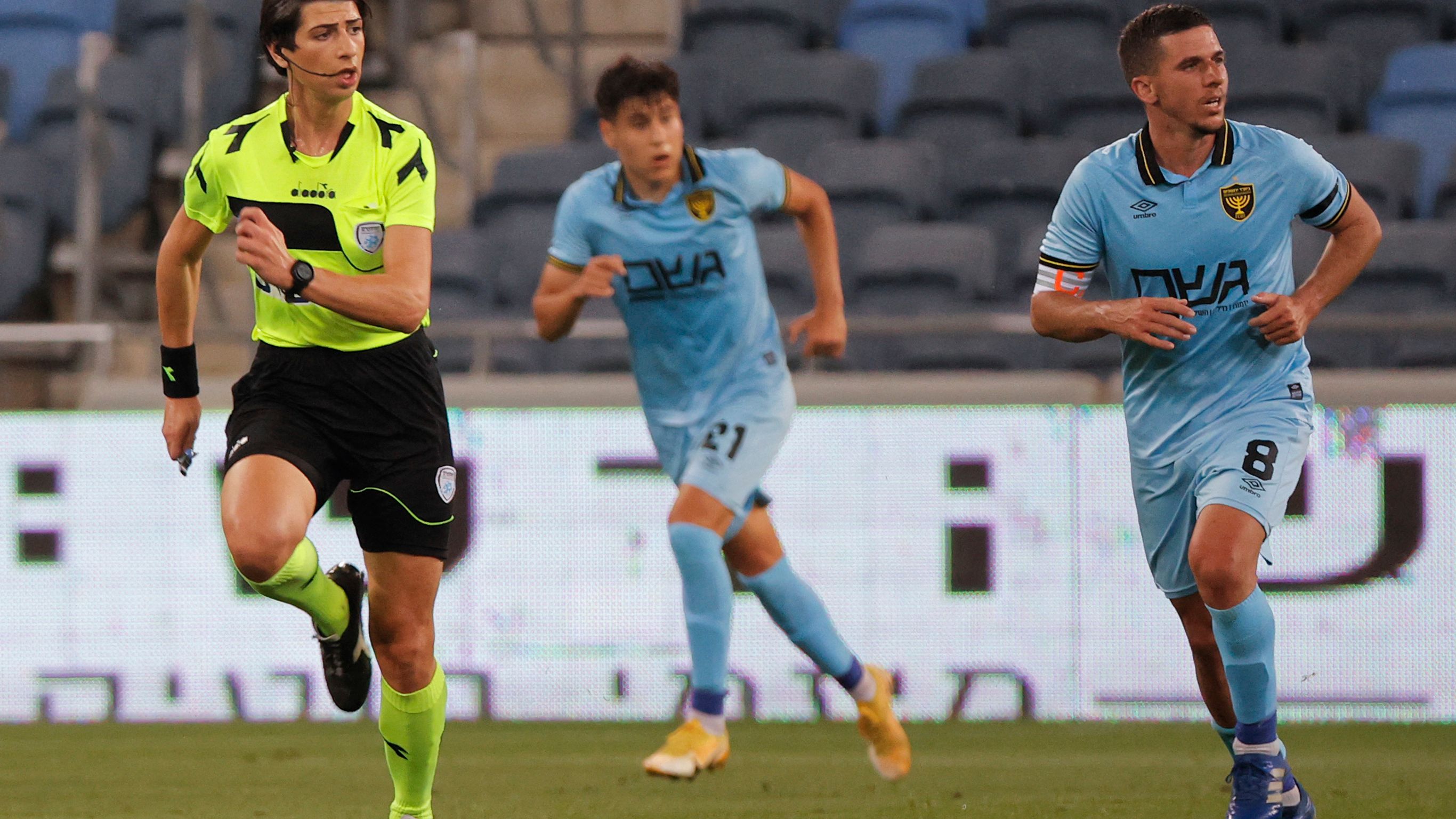 ISRAEL-FBL-SOCIAL-TRANSGENDER