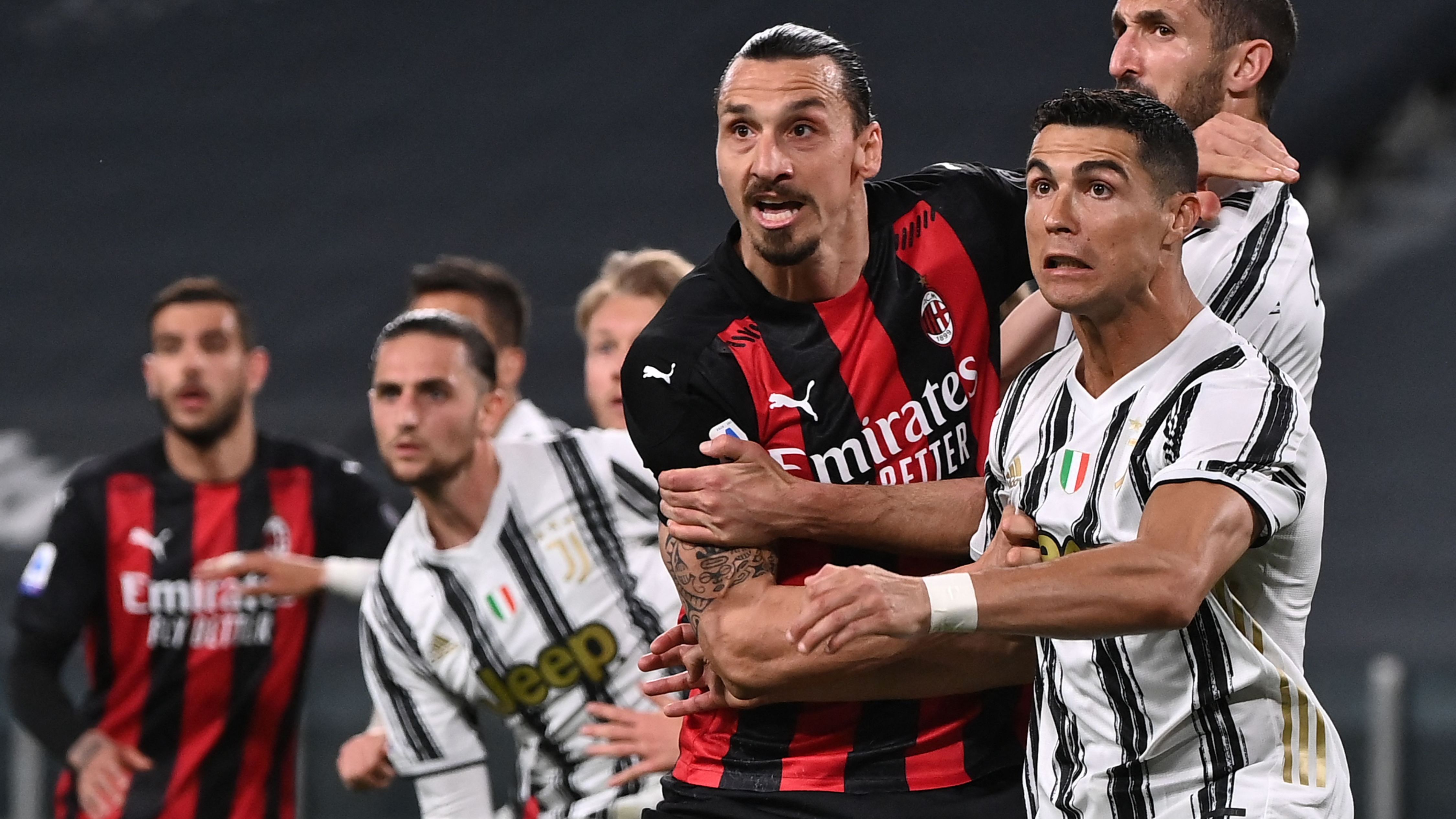 TOPSHOT-FBL-ITA-SERIEA-JUVENTUS-AC MILAN