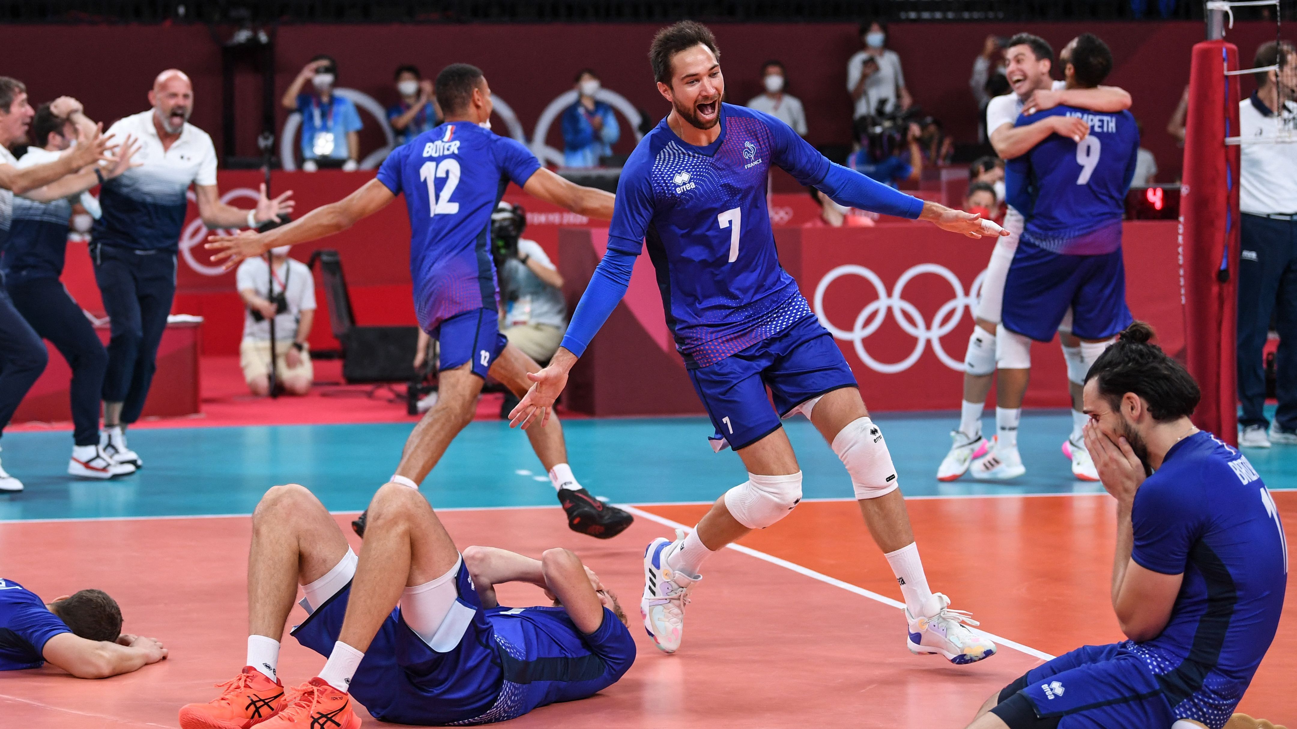 TOPSHOT-VOLLEYBALL-OLY-2020-2021-TOKYO-FRA-RUS-ROC
