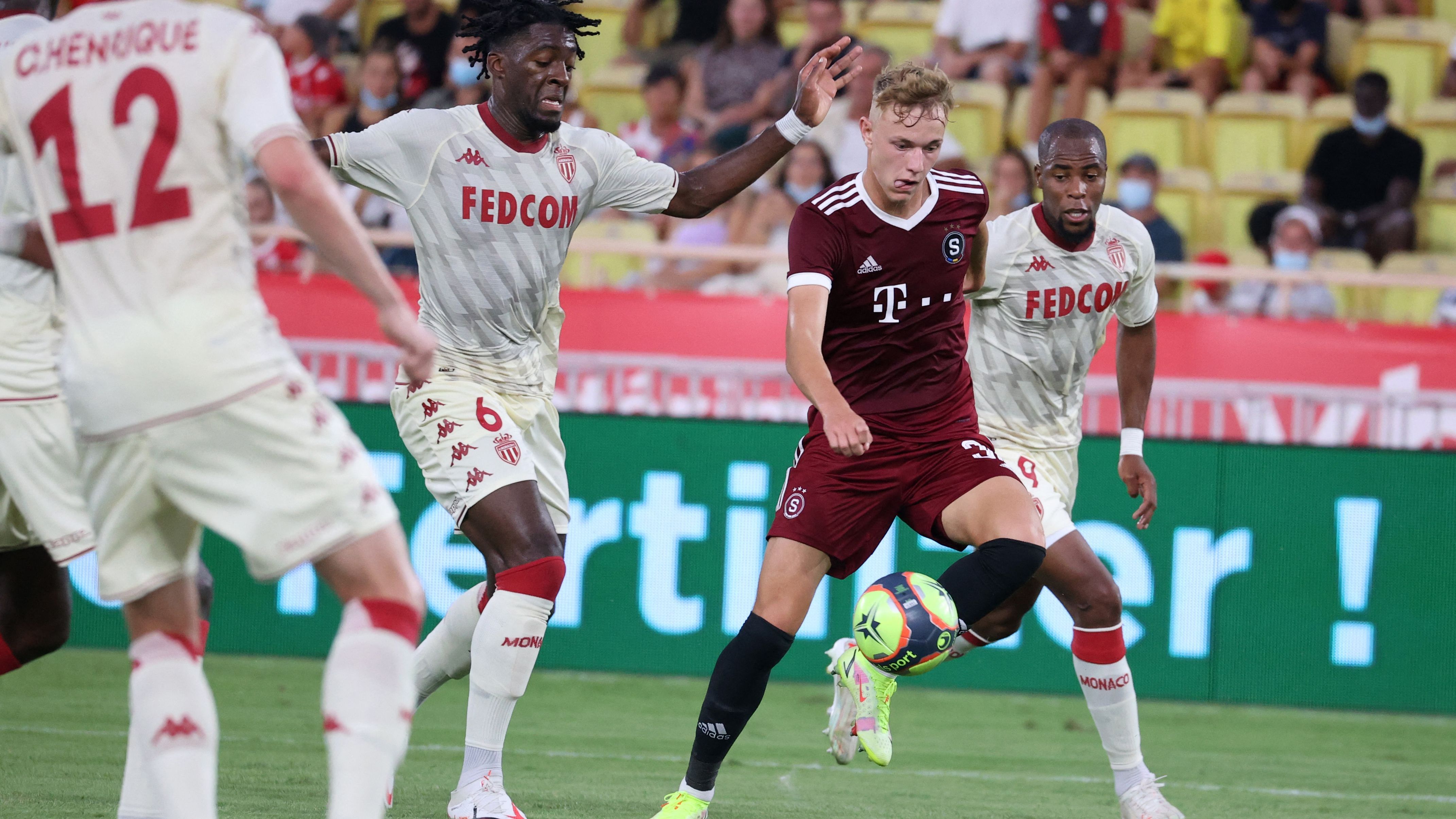 FBL-CL-Q3-MONACO-PRAGUE