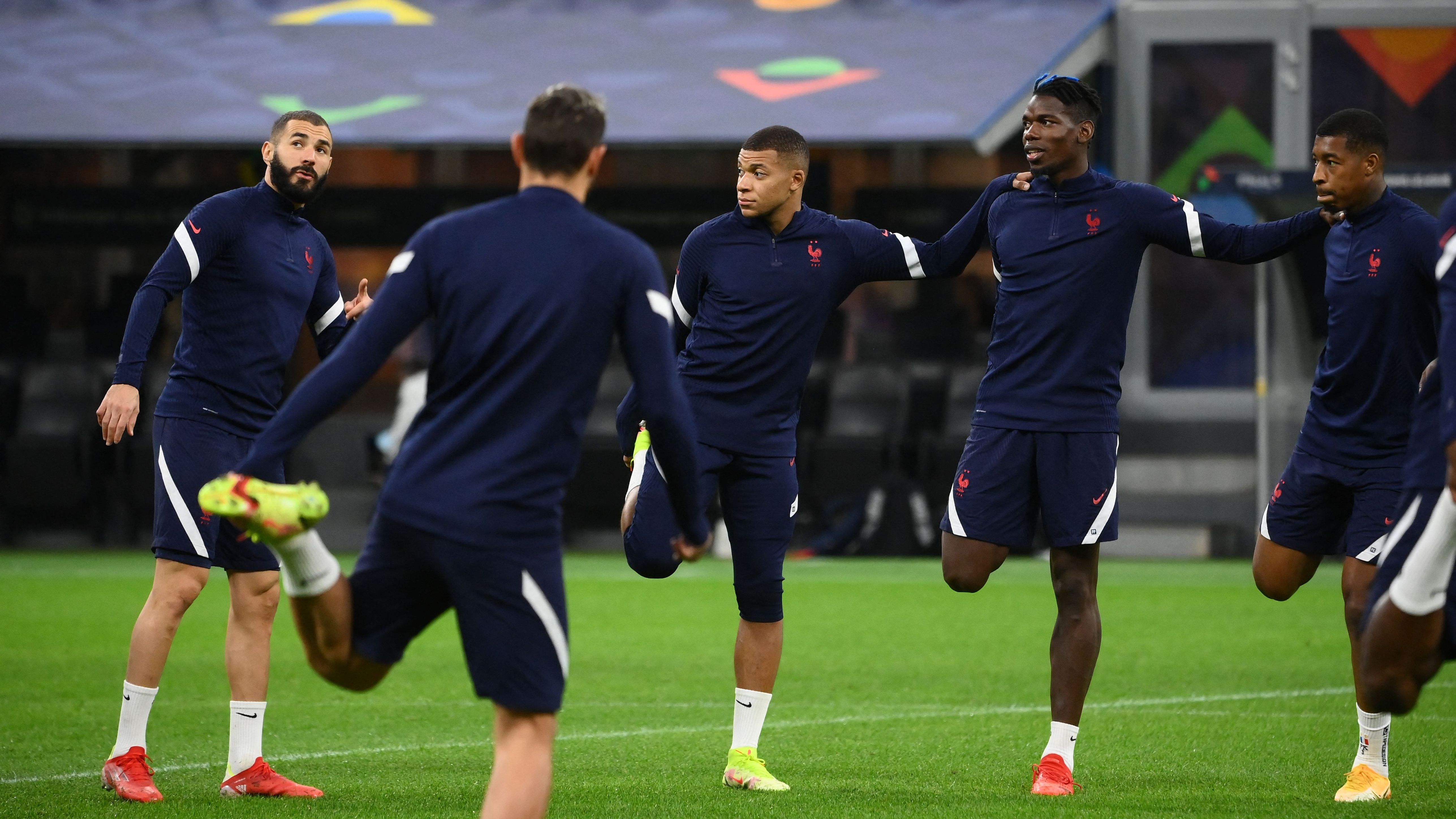 FBL-EUR-NATIONS-FRA-TRAINING