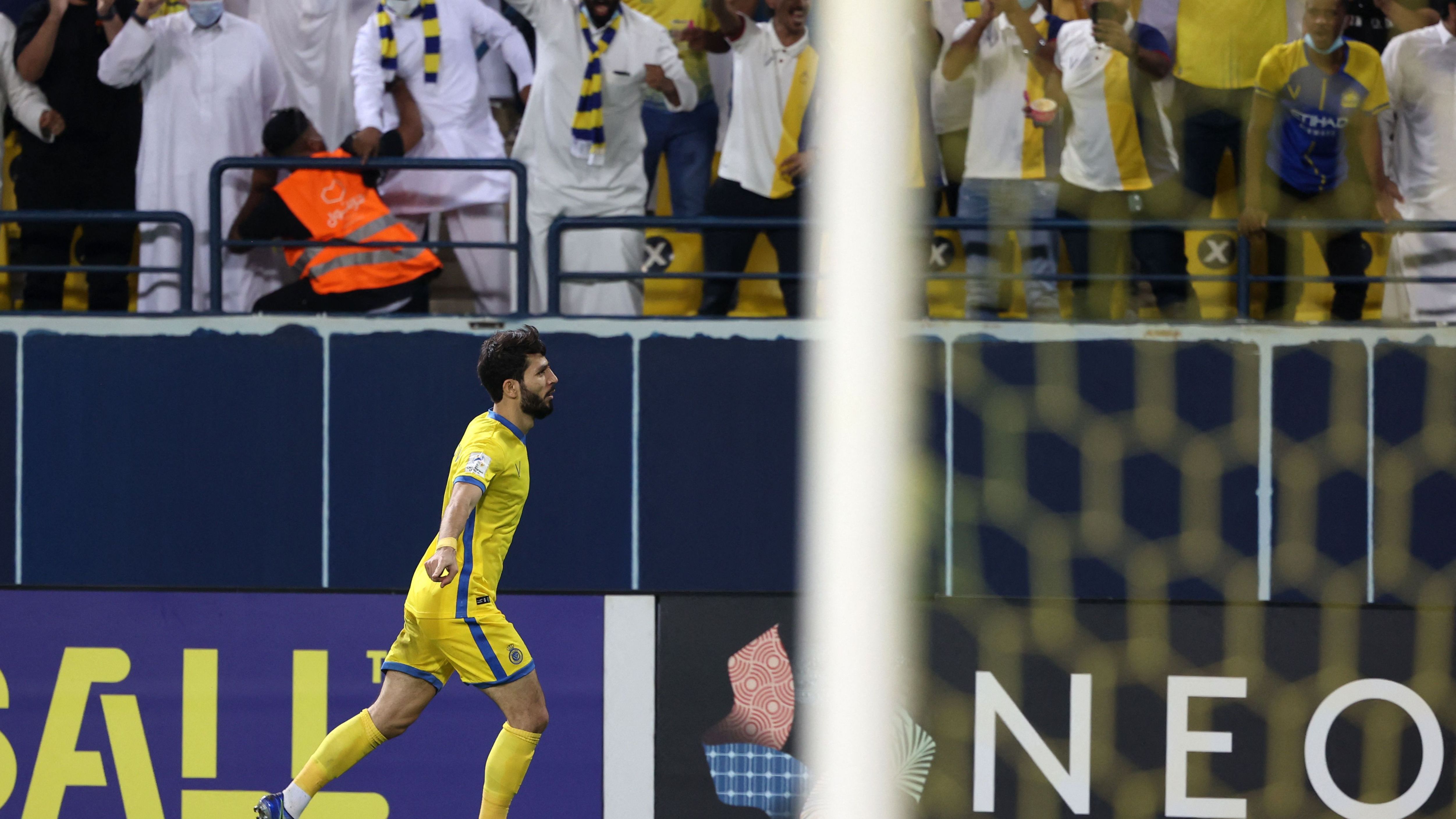 FBL-ASIA-C1-WAHDA-NASSR
