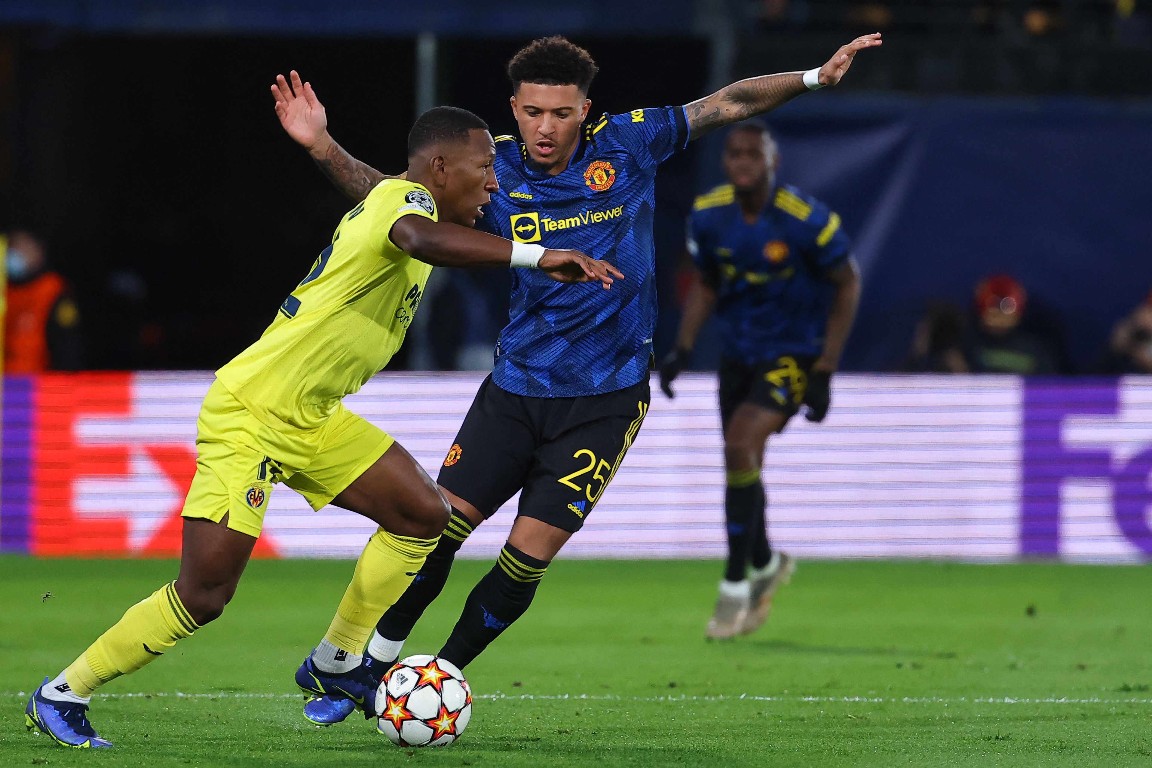 FBL-EUR-C1-VILLARREAL-MAN UTD