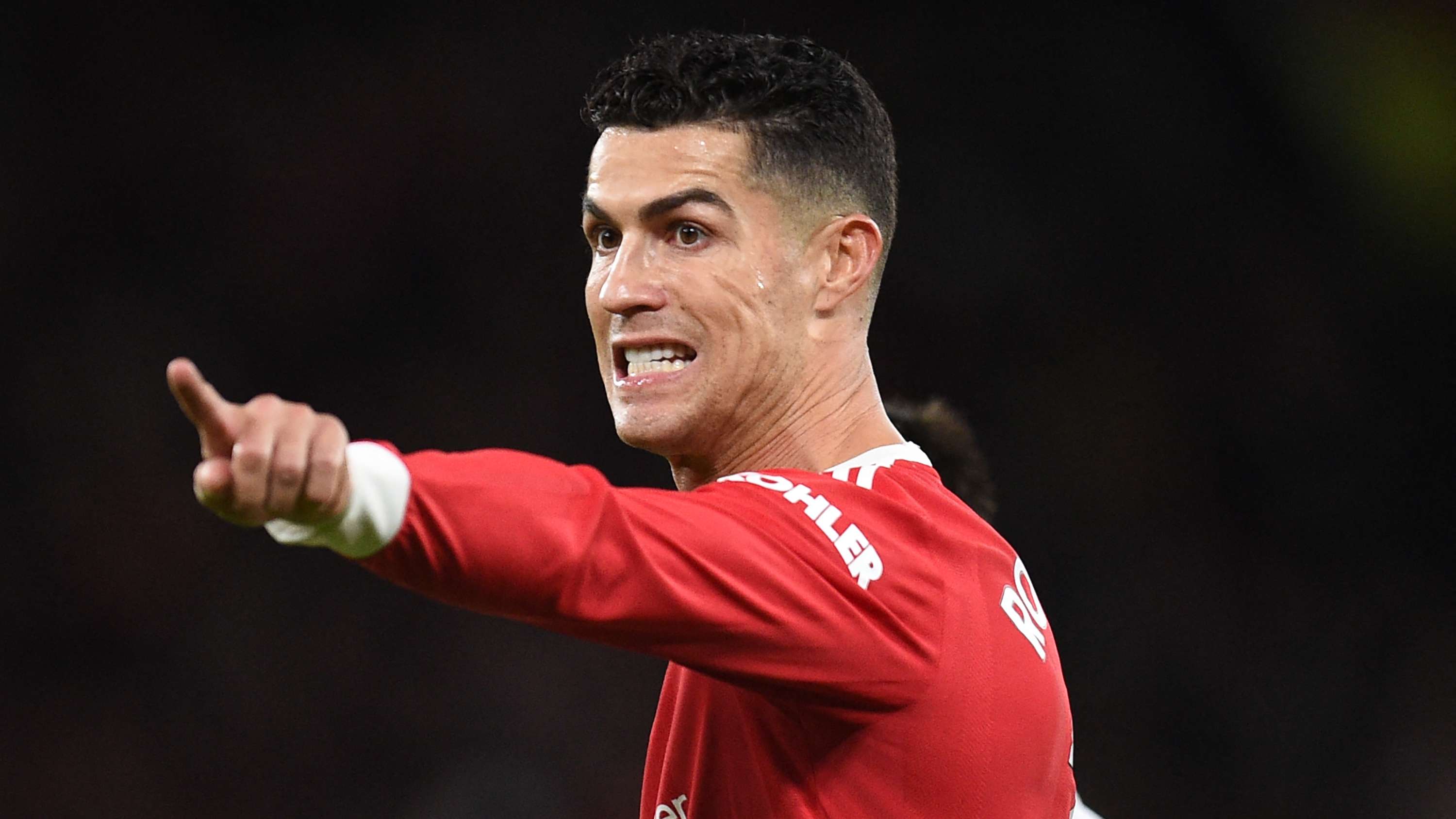 FBL-ENG-PR-MAN UTD-BURNLEY