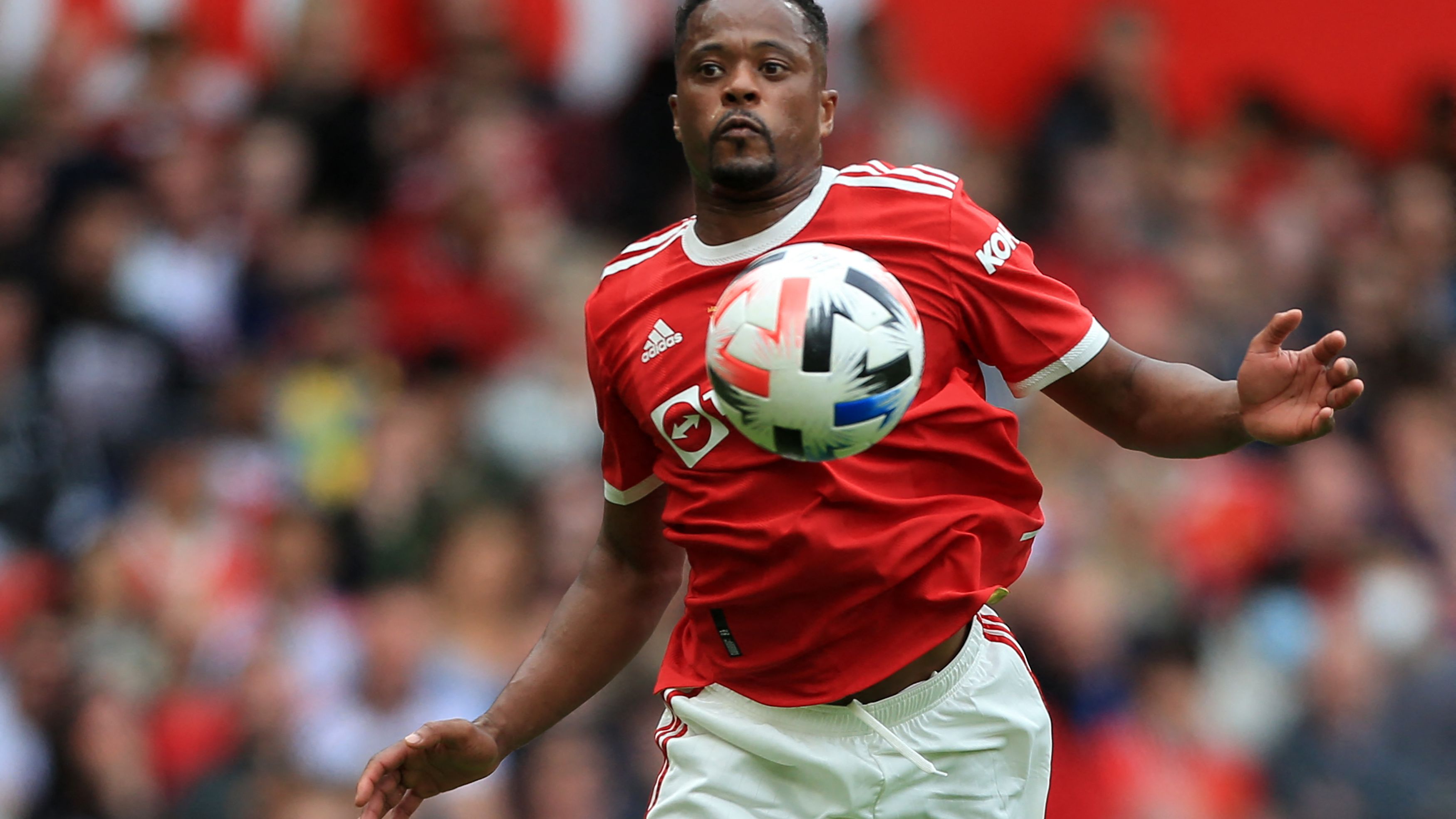 FBL-ENG-LEGENDS-MAN UTD-LIVERPOOL