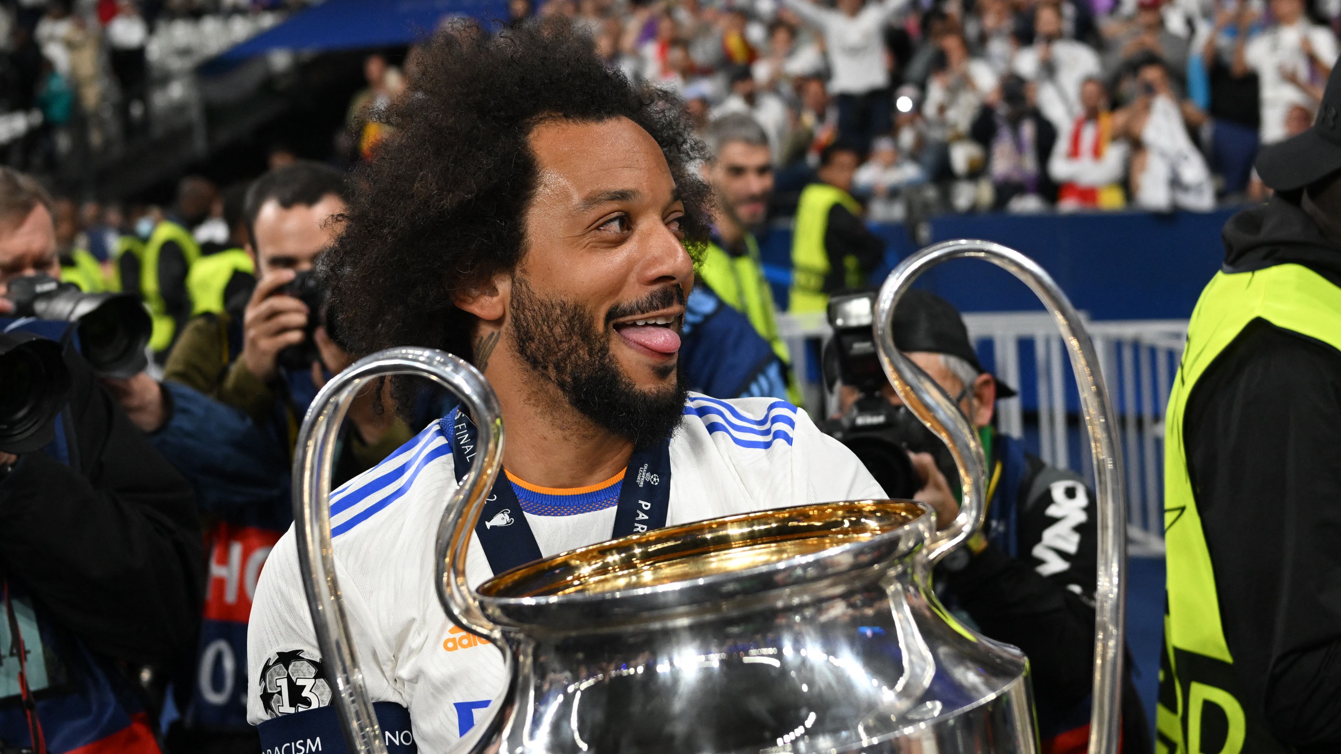 FBL-EUR-C1-LIVERPOOL-REAL MADRID-TROPHY