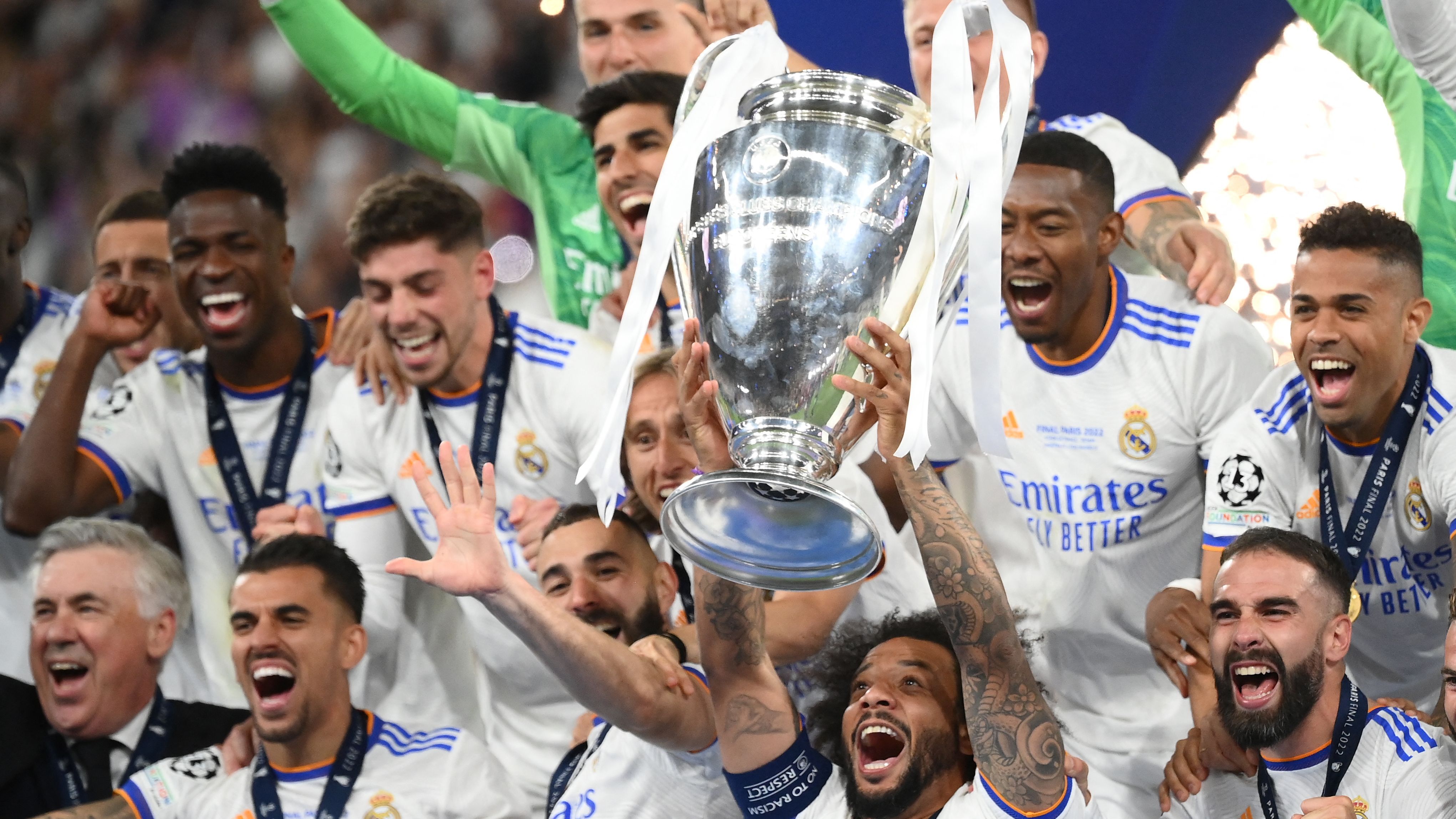 FBL-EUR-C1-LIVERPOOL-REAL MADRID-TROPHY