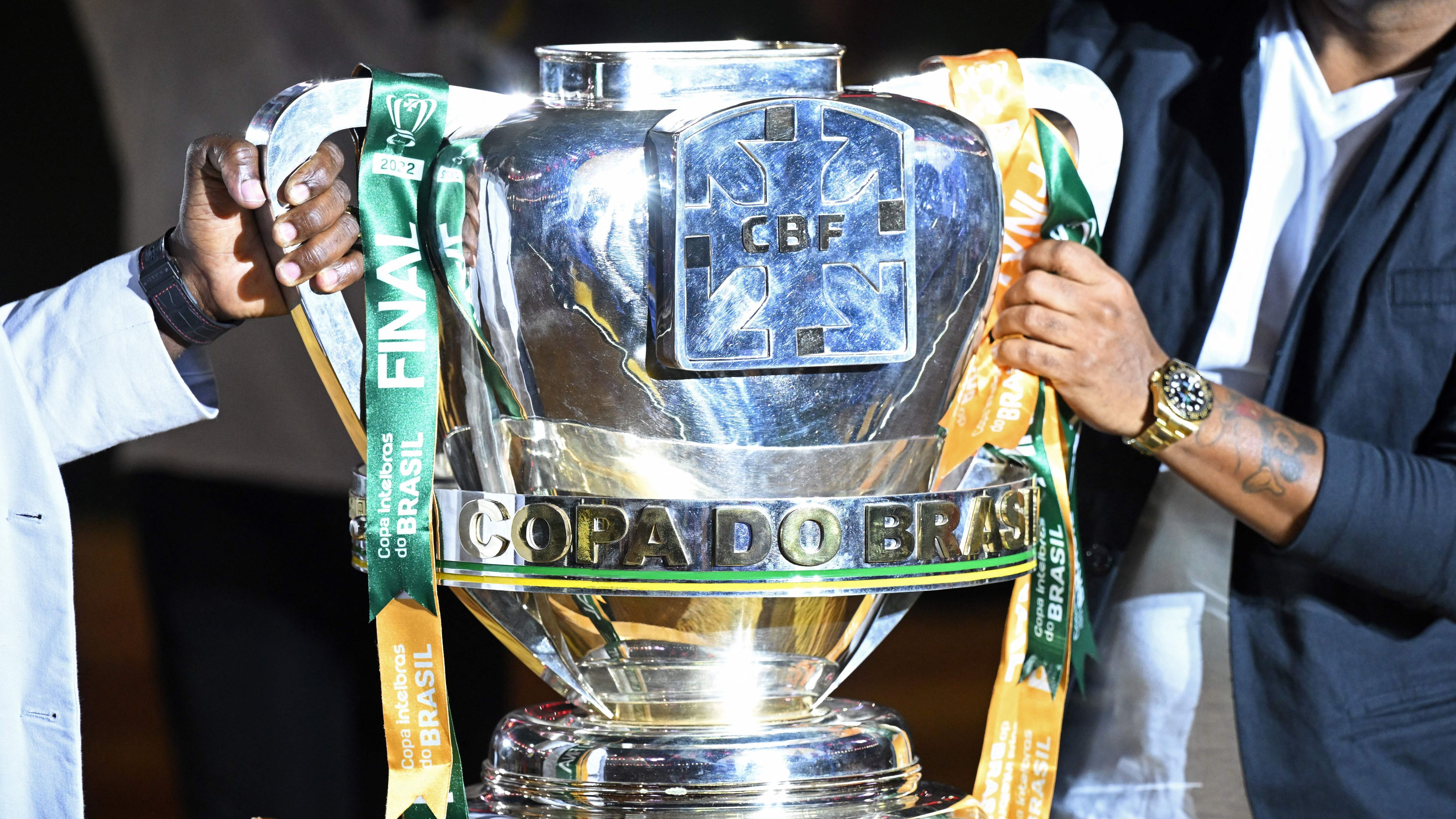 FBL-BRA-FLAMENGO-CORINTHIANS