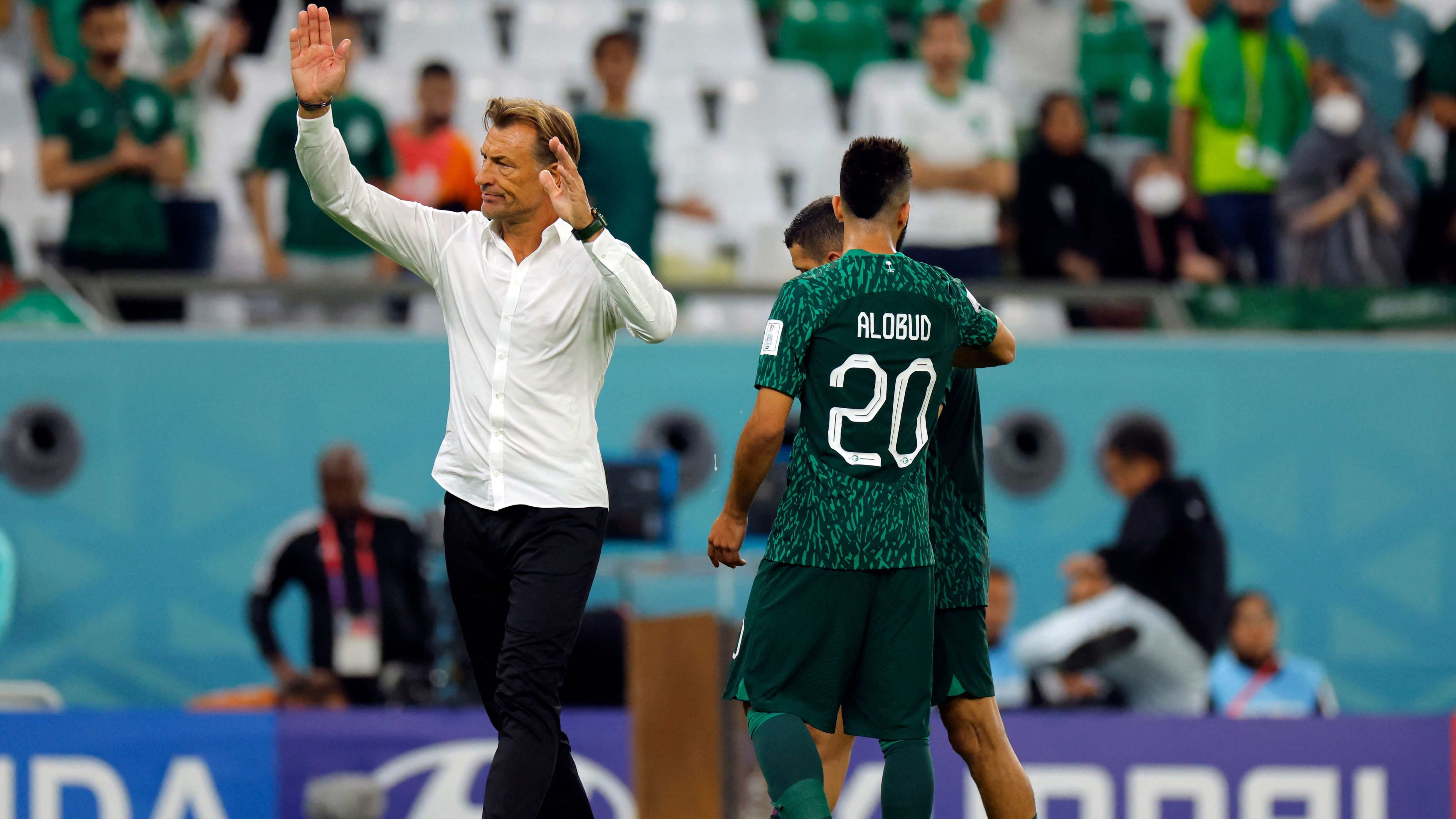 TOPSHOT-FBL-WC-2022-MATCH22-POL-KSA