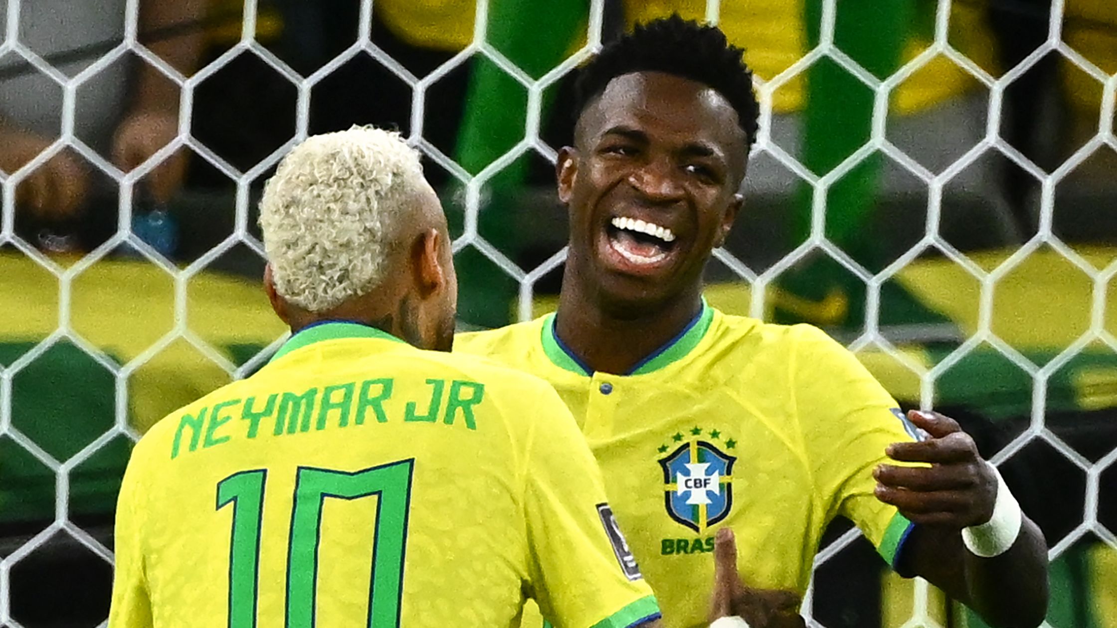 ‘Idola Generasi Kami’ – Vinicius Junior Sangat Senang Neymar Pulang Ke Santos & Tak Sabar Reuni Di Timnas Brasil