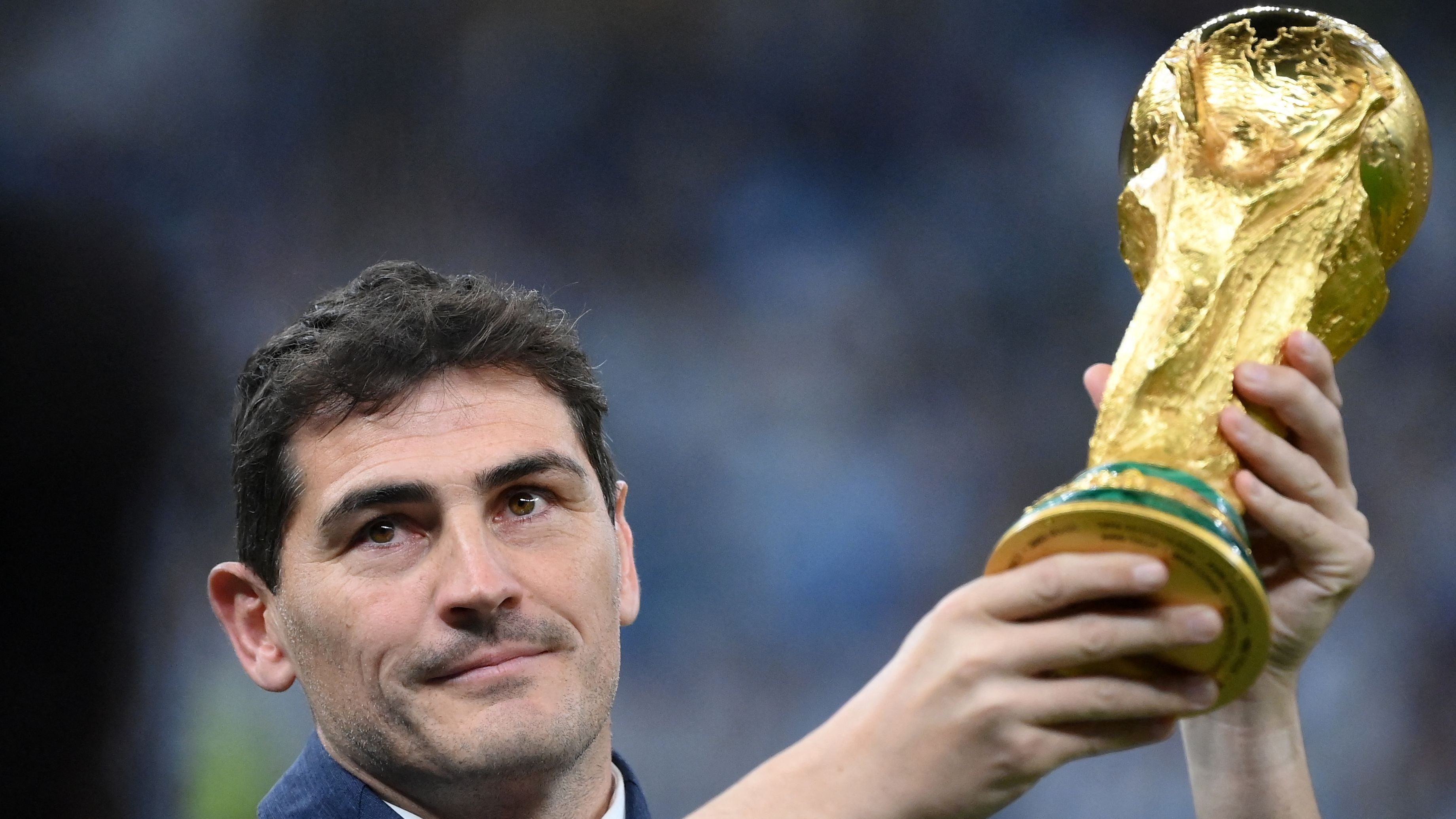 FBL-WC-2022-MATCH64-ARG-FRA-TROPHY