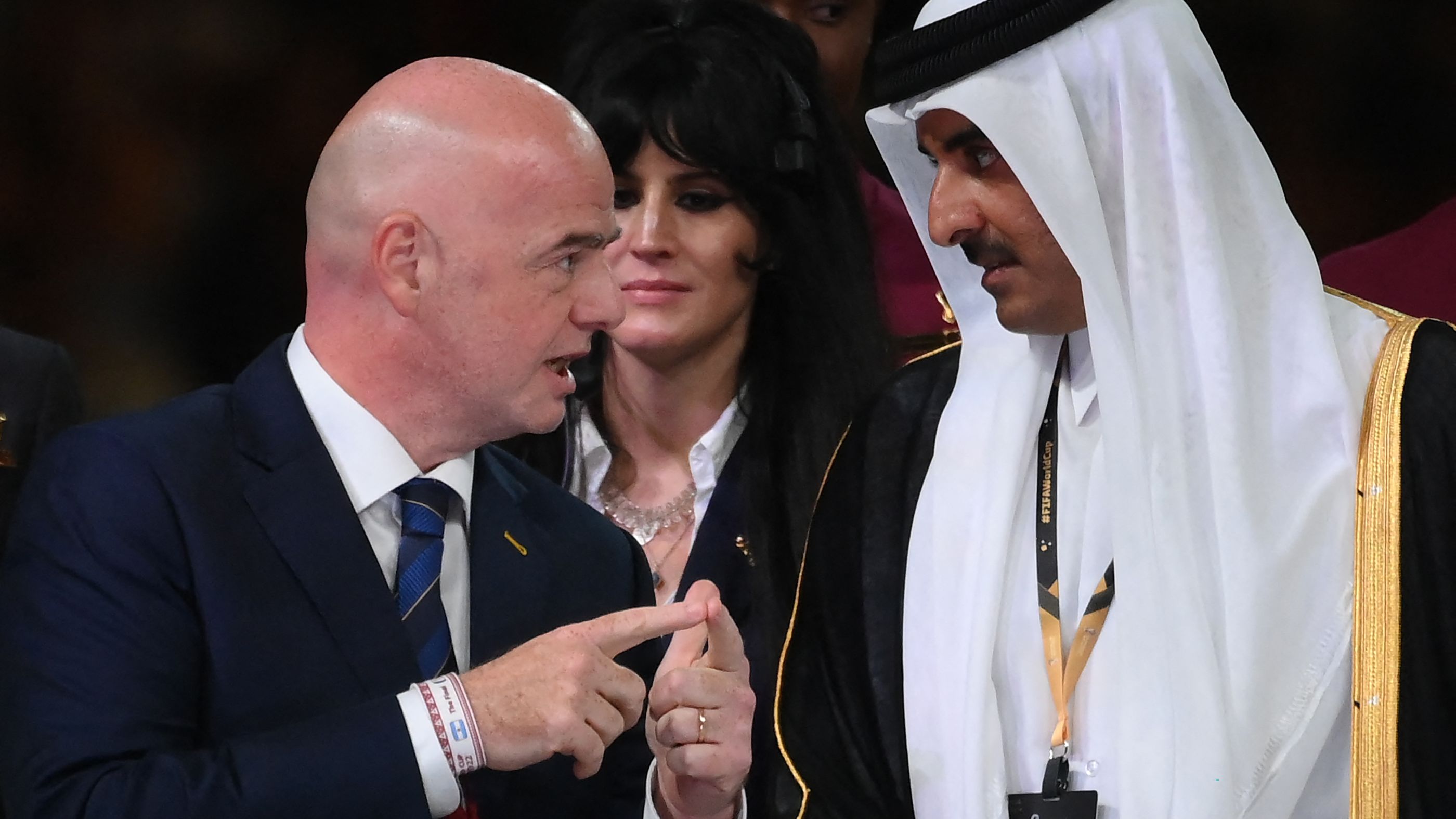 FBL-WC-2022-MATCH64-ARG-FRA-TROPHY