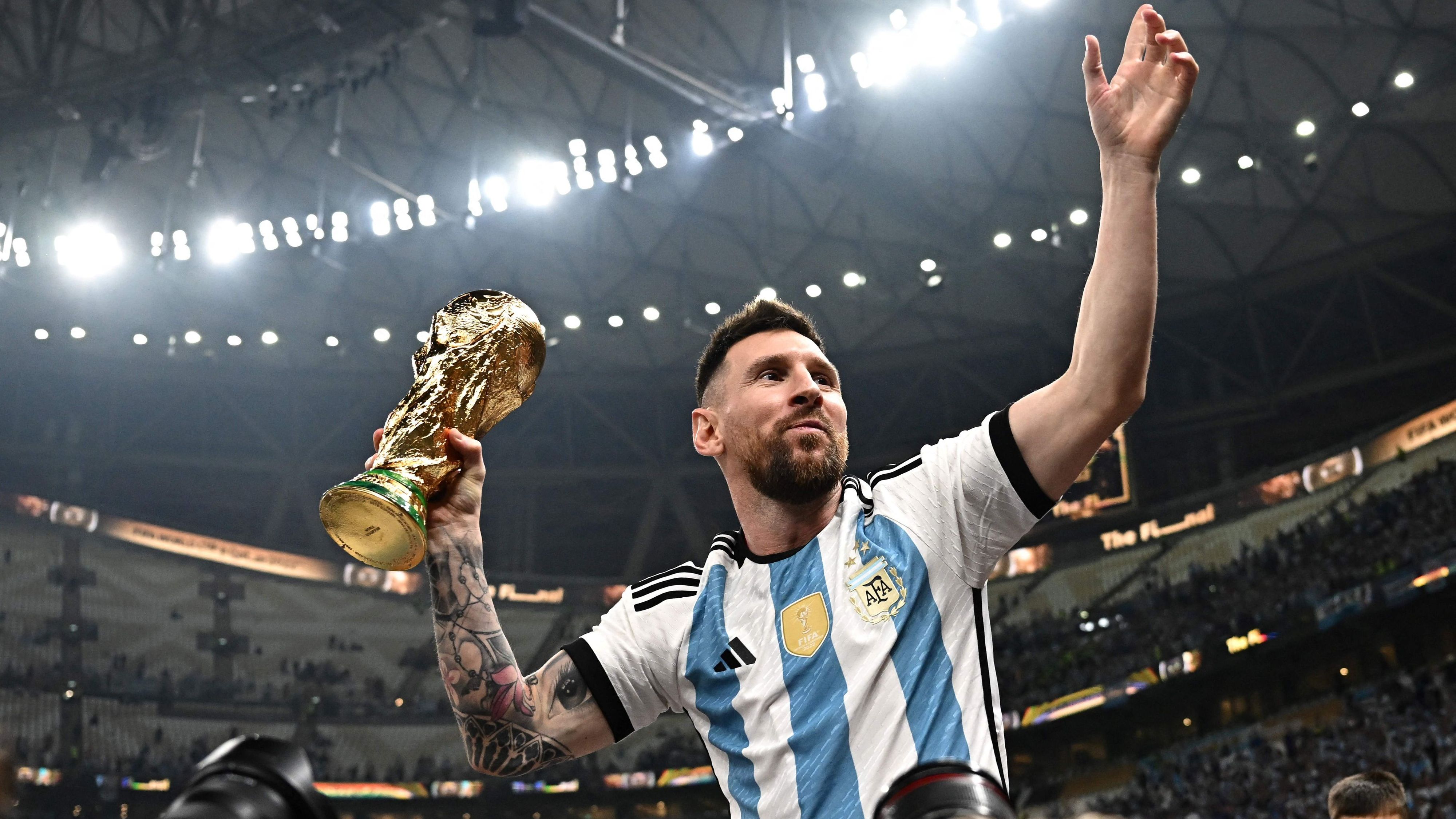 'Nobody will be ready' for Lionel Messi retirement as Argentina team-mate in the dark over possible transfer for Barcelona icon - Goal.com thumbnail