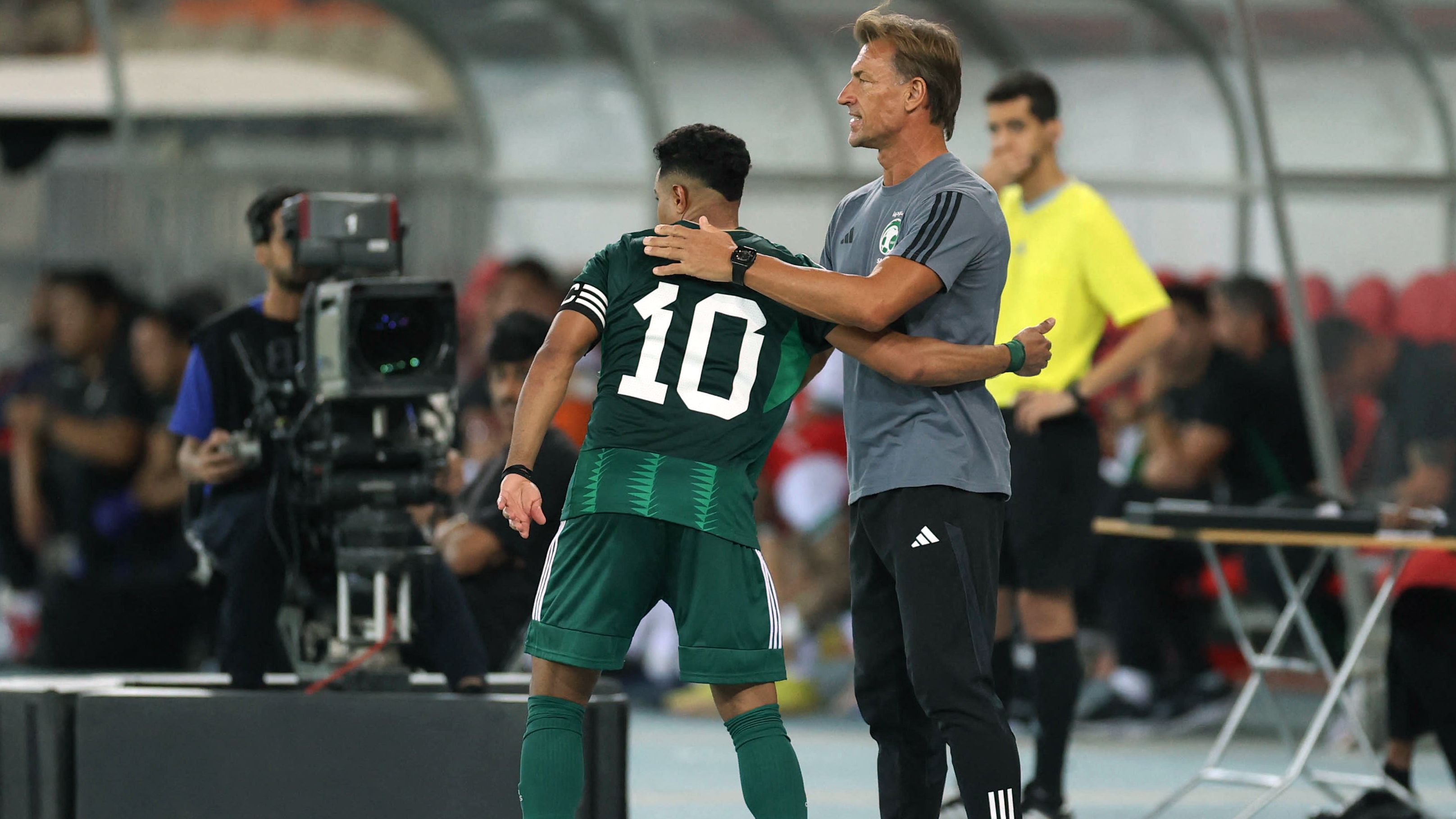 FBL-FRIENDLY-KSA-BOL