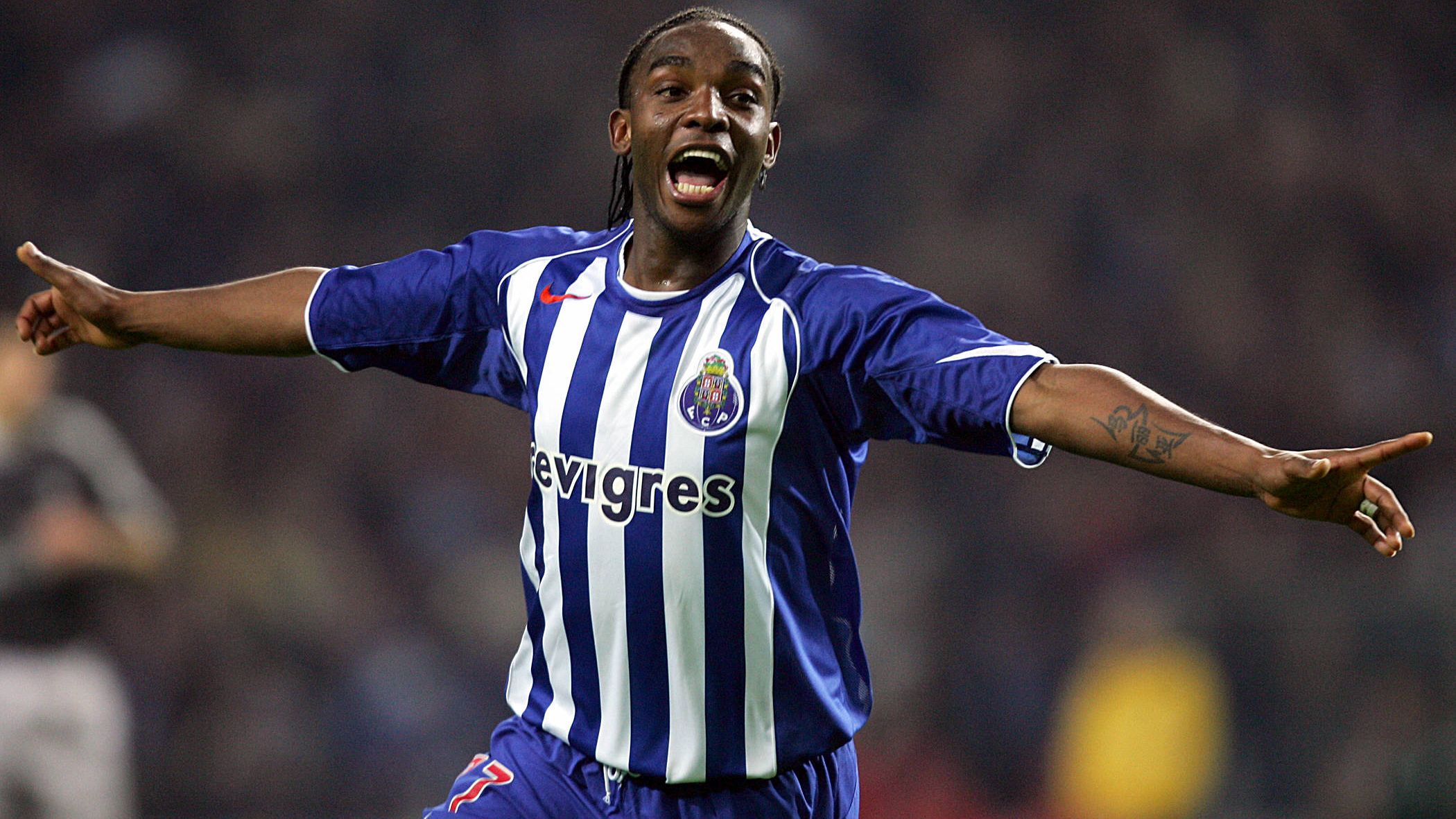 TOPSHOT-FBL-EUR-C1-PORTO VS CHELSEA